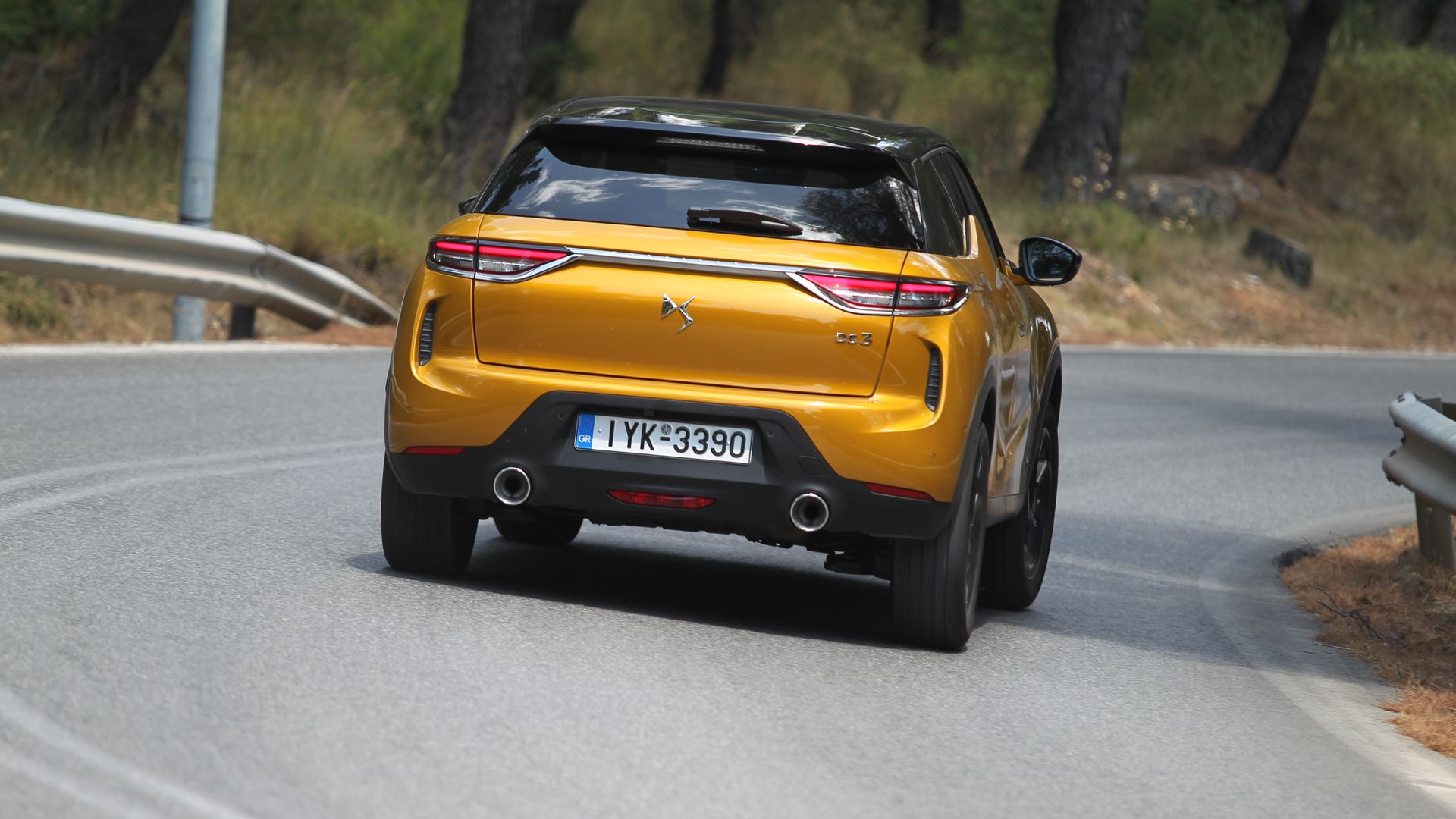 DS 3 Crossback Rear view