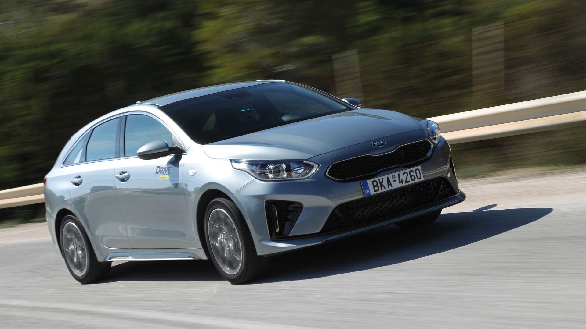 Kia Proceed 1