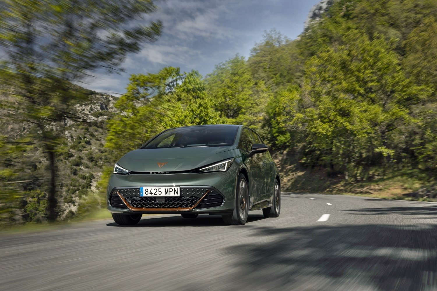 CUPRA_Born_VZ_4b