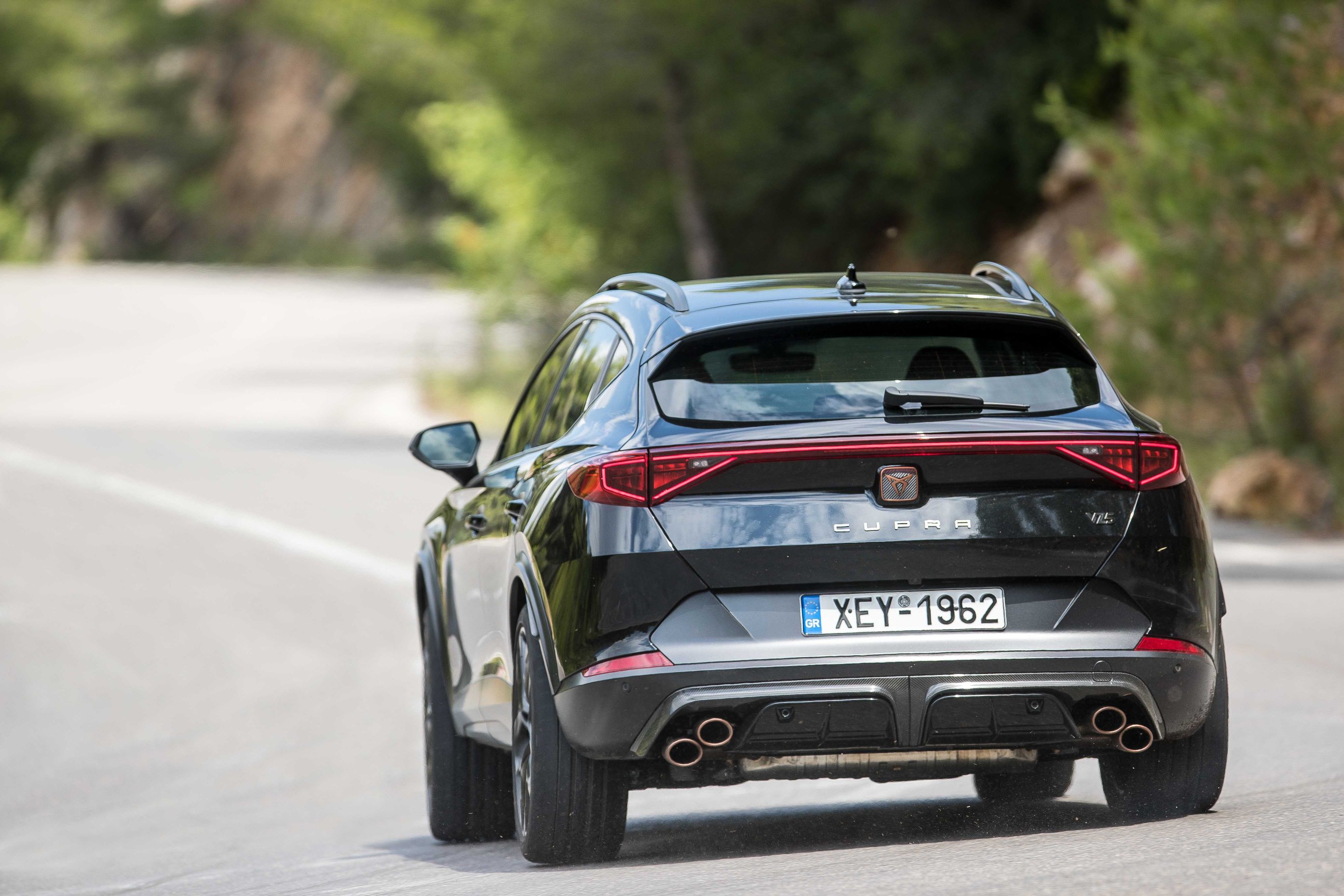 Test drive: CUPRA Formentor VZ5, Photo credits DRIVE Media Group/Thanassis Koutsogiannis