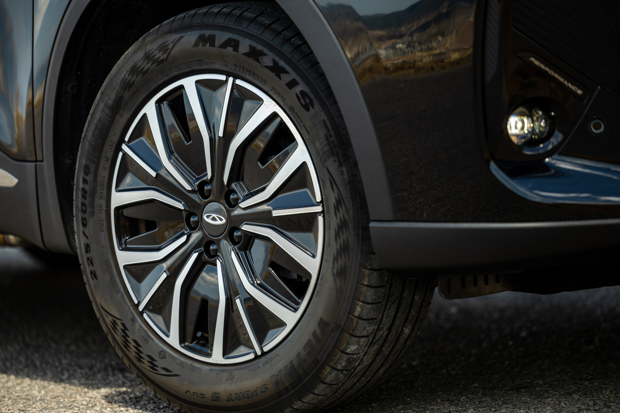 Test drive: Chery Tiggo 7 Hybrid, Photo © DRIVE Media Group/Thanassis Koutsogiannis