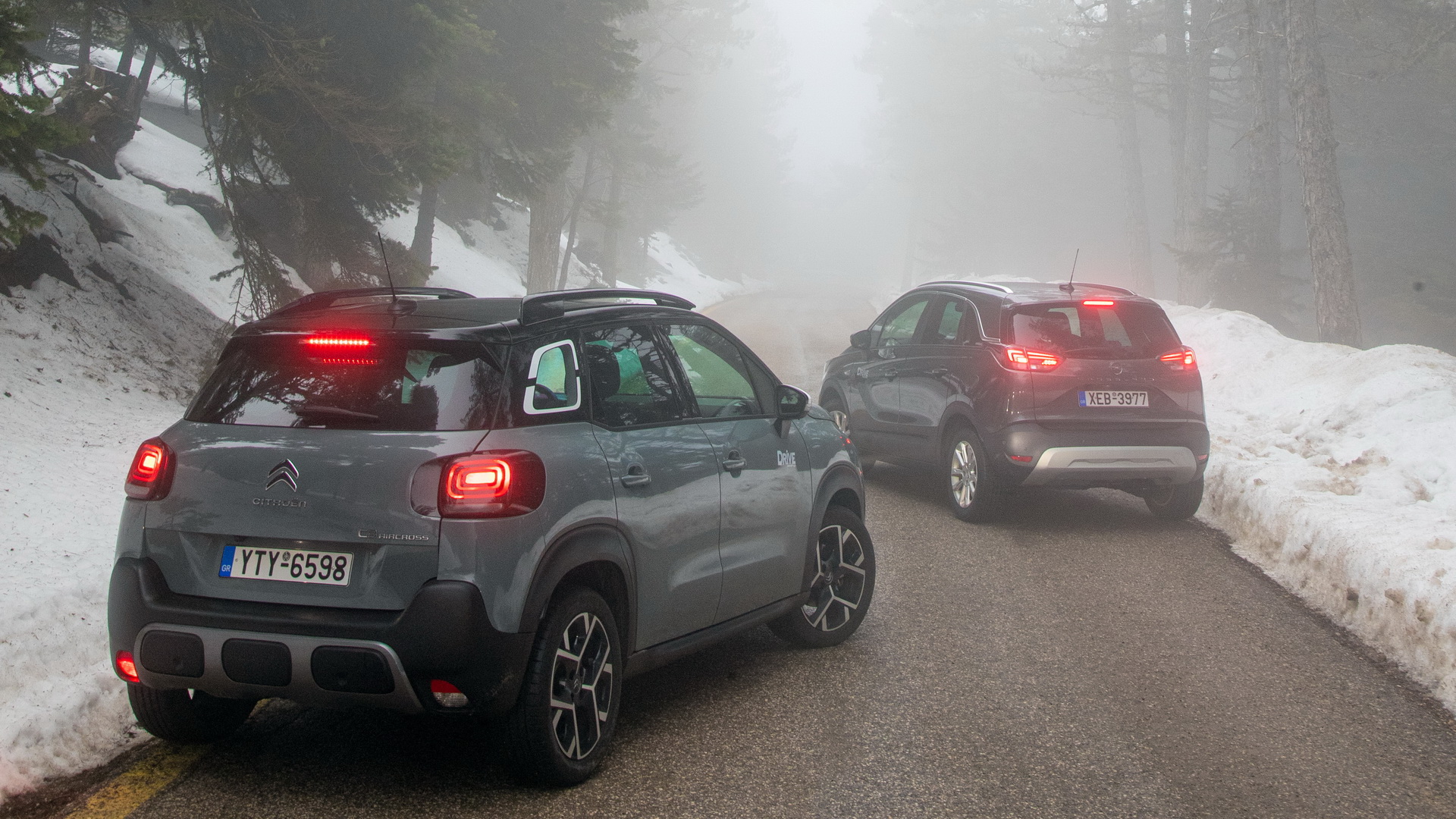 Ντίζελ SUV comparative test: Citroën C3 Aircross 1.5 BlueHDi 120 PS EAT6 vs Opel Crossland 1.5 Diesel AT6/photo credits DRIVE Magazine/Thanassis Koutsogiannis