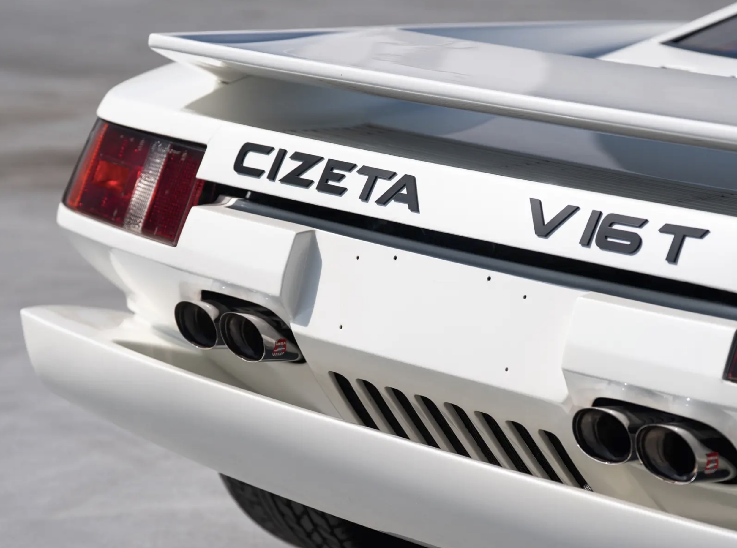 Cizeta-Moroder V16T