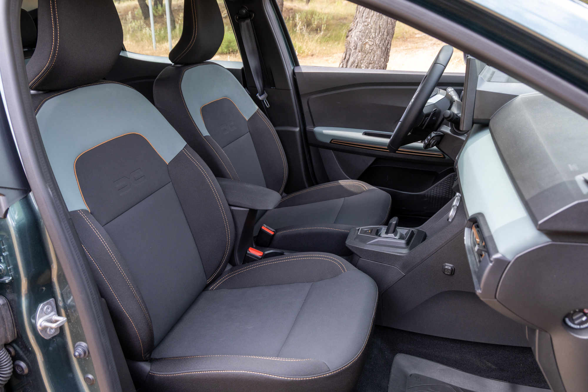 Test Drive: Dacia Sandero Stepway Eco-G 120 EDC, Photo © DRIVE Media Group/Thanassis Koutsogiannis