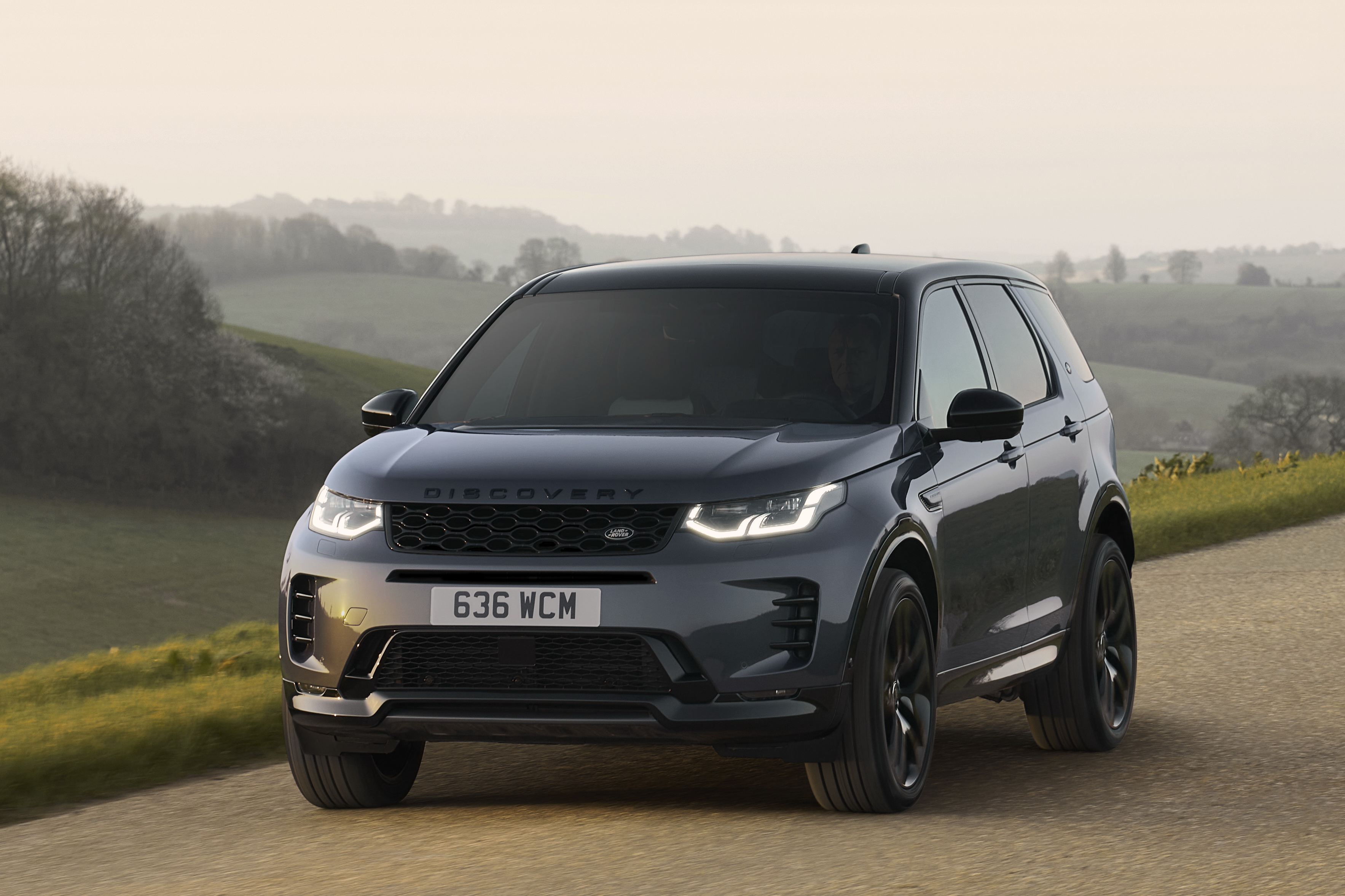 Land Rover Discovery Sport 2024