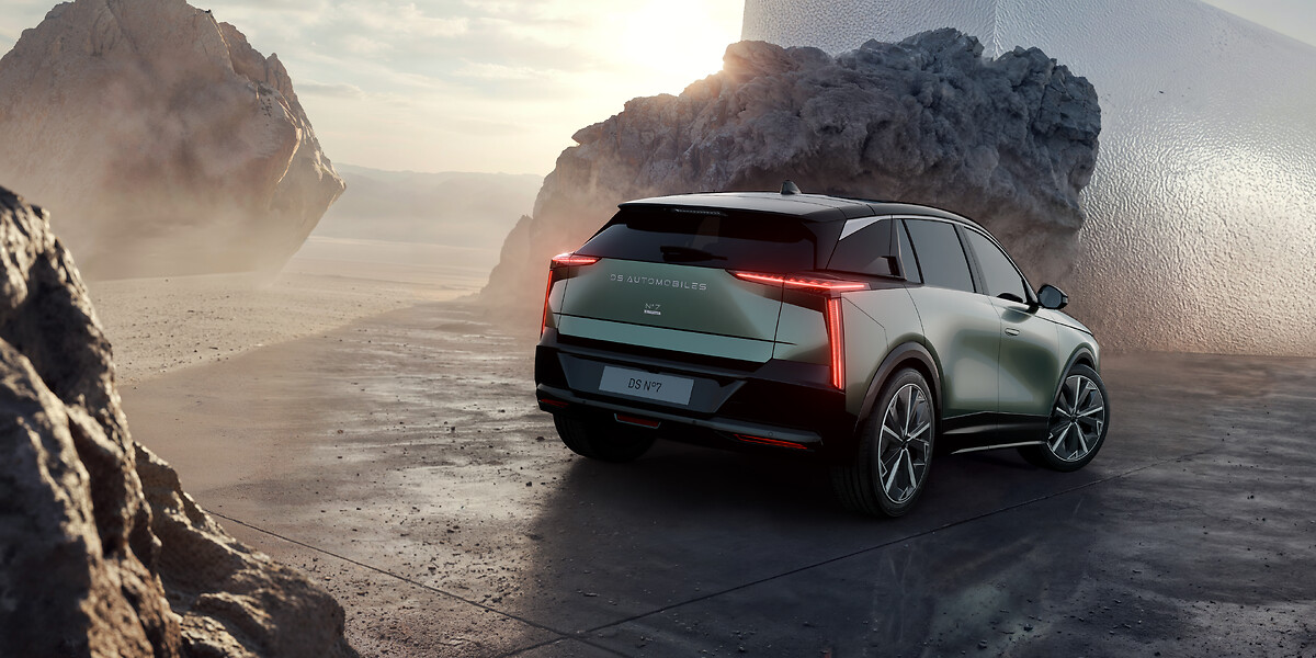 DS N°7