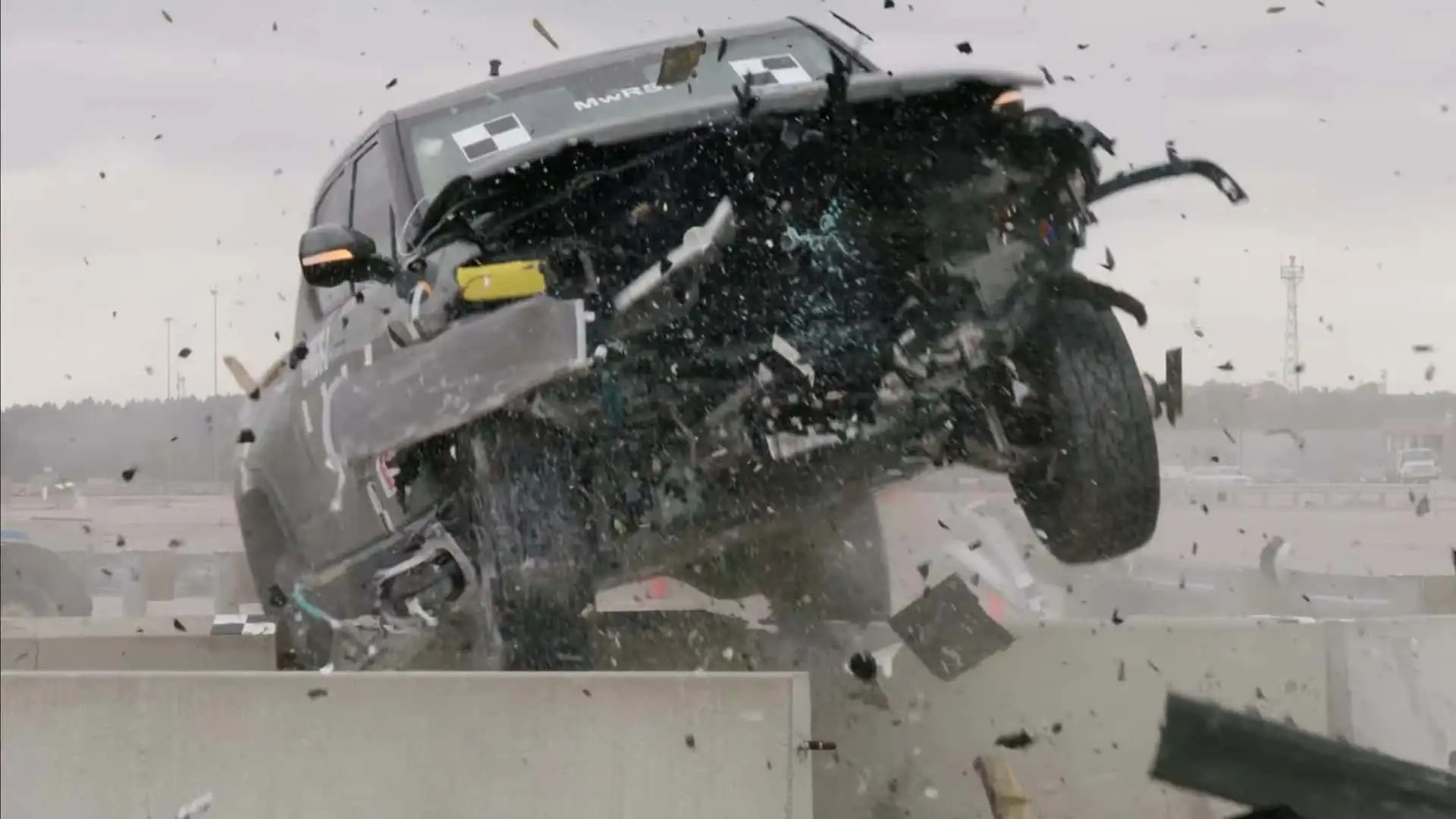 EV crash-test