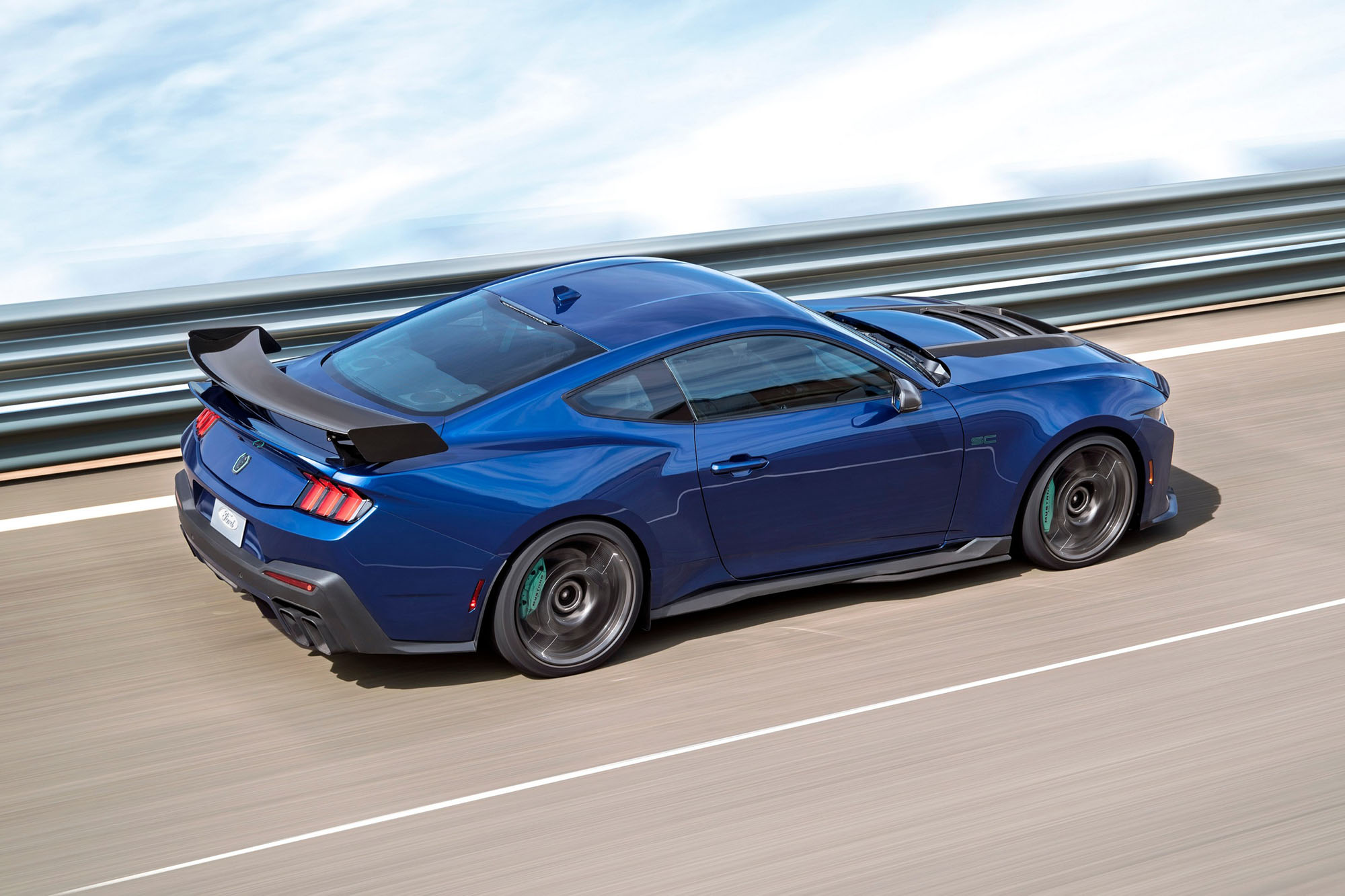 Mustang Dark Horse SC