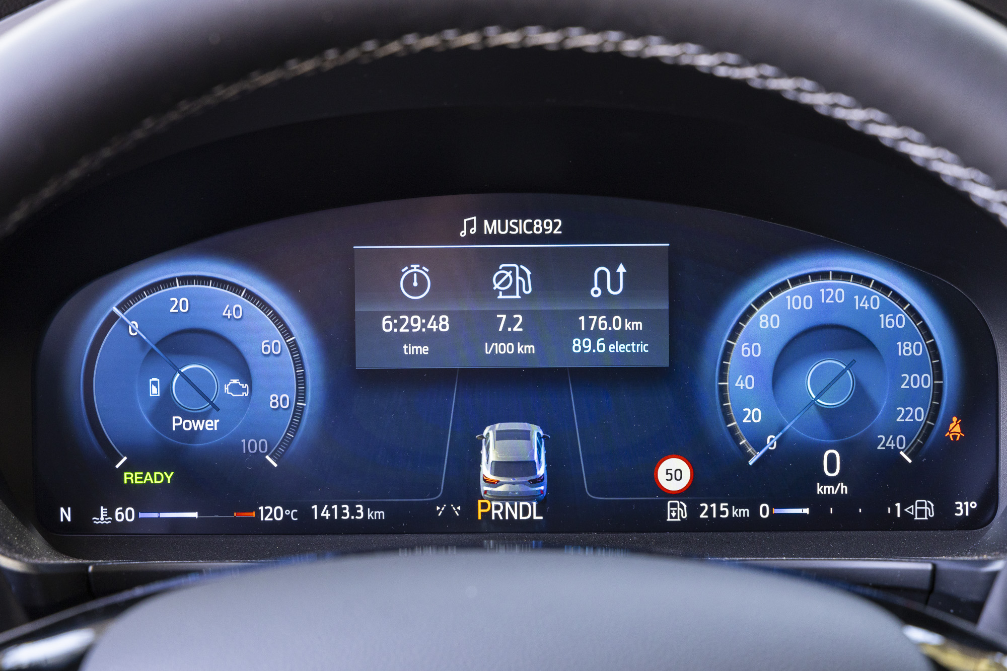 Ford Kuga Hybrid AWD