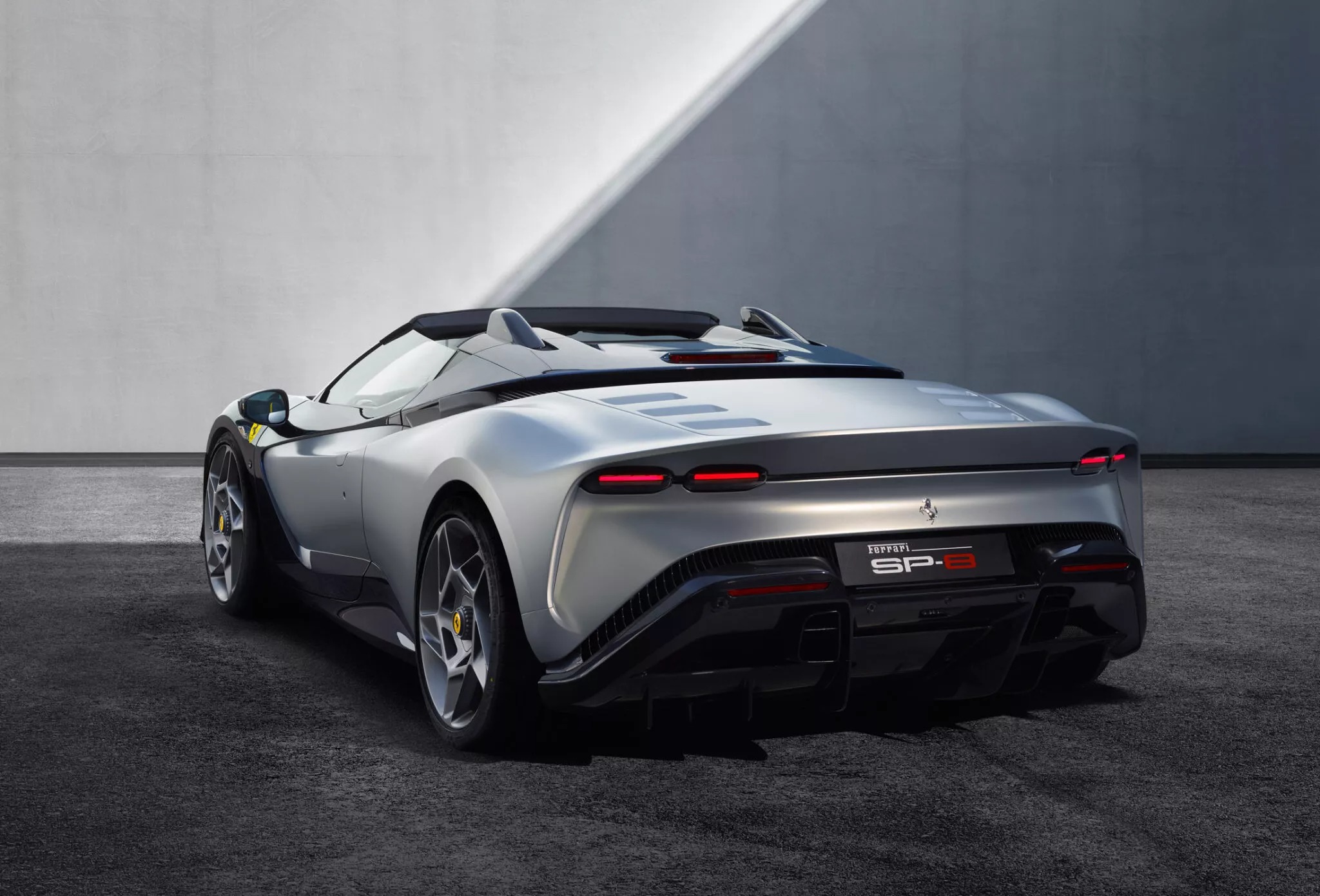 Ferrari SP-8