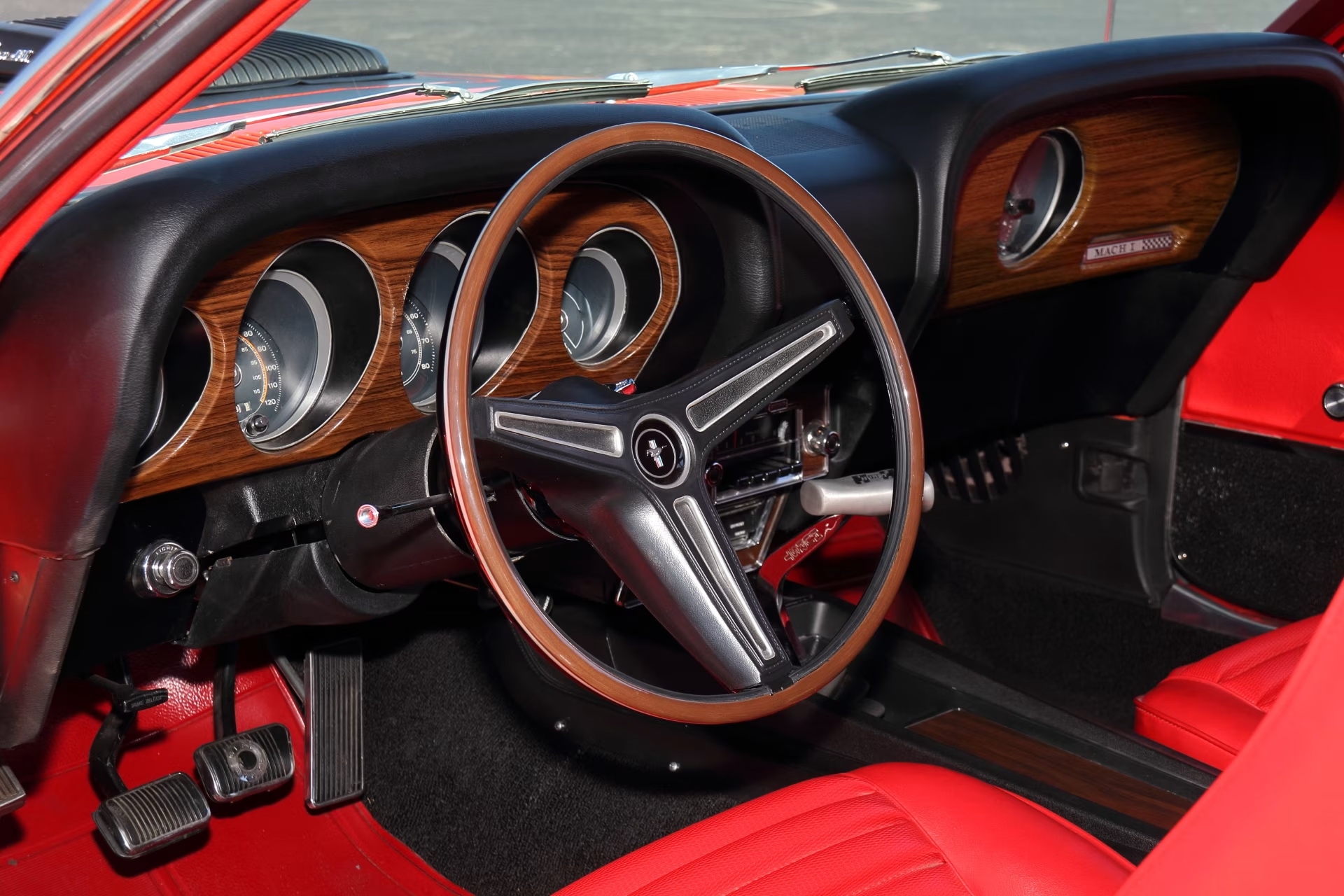 Ford Mustang Mach 1