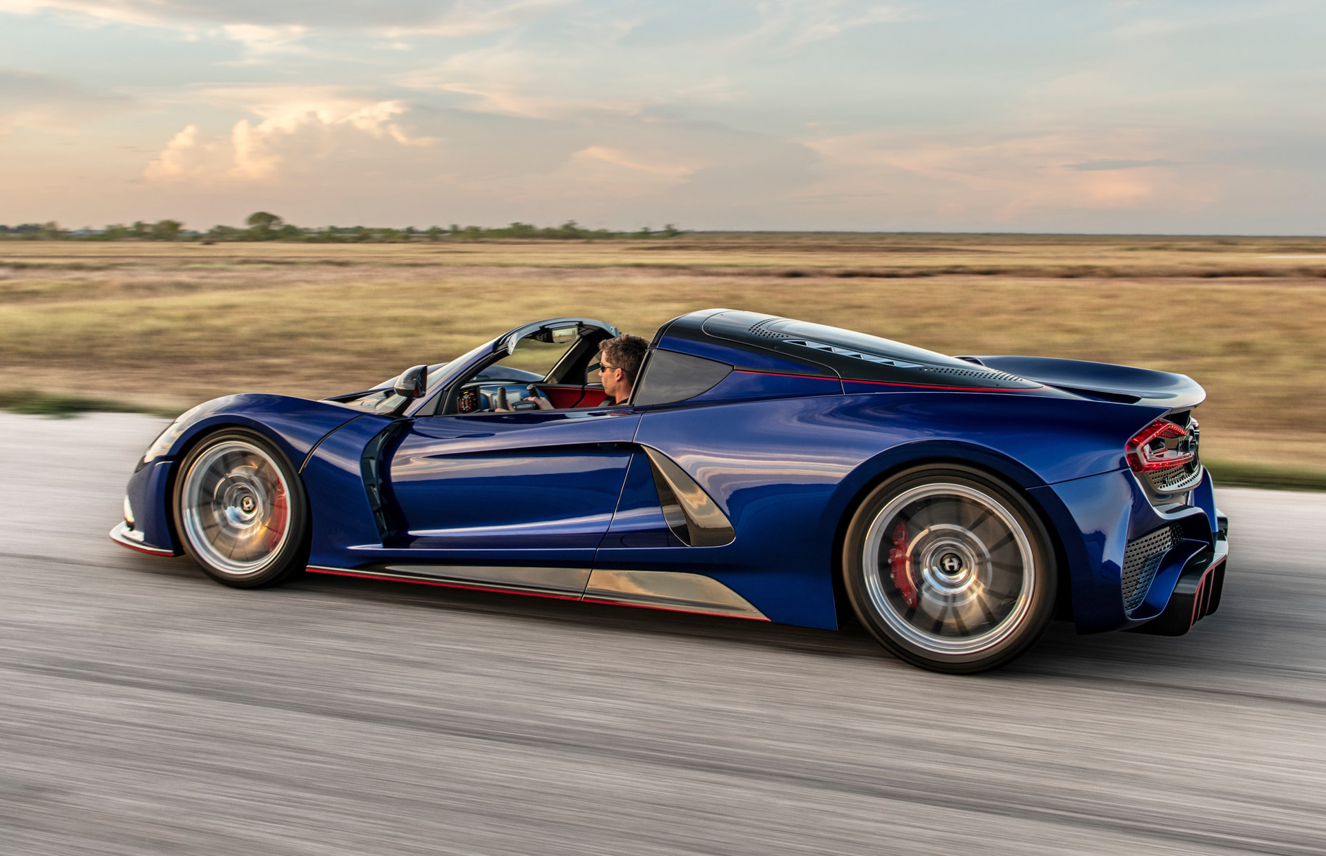 Hennessey Venom F5 Roadster