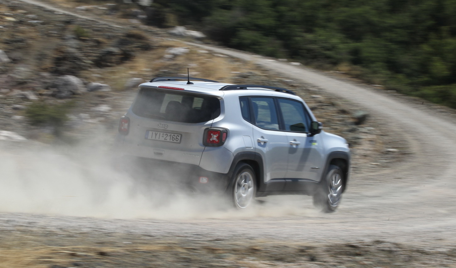 Jeep renegade 1.3 T4 4WD rear