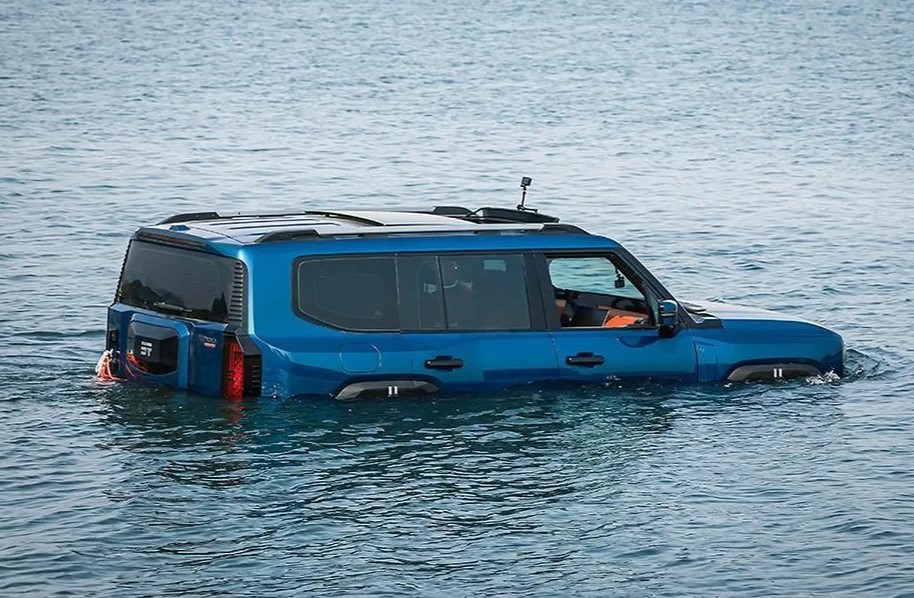 Jetour G700