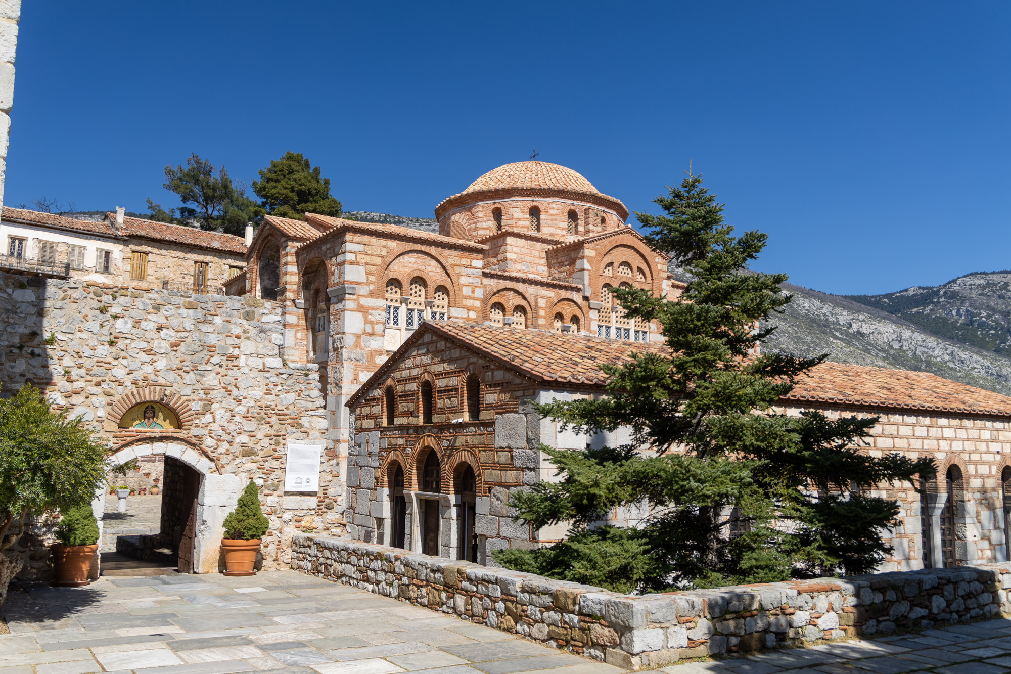 KGM Torres Hybrid, Ελικώνας