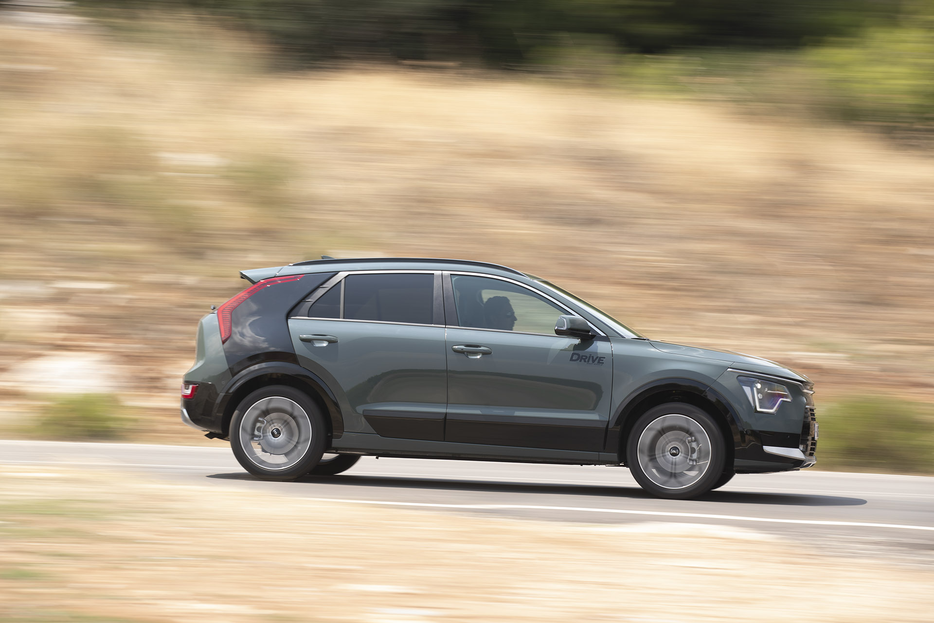 Test drive: Kia Niro 1.6 HEV, Photo credits DRIVE Media Group/Thanassis Koutsogiannis