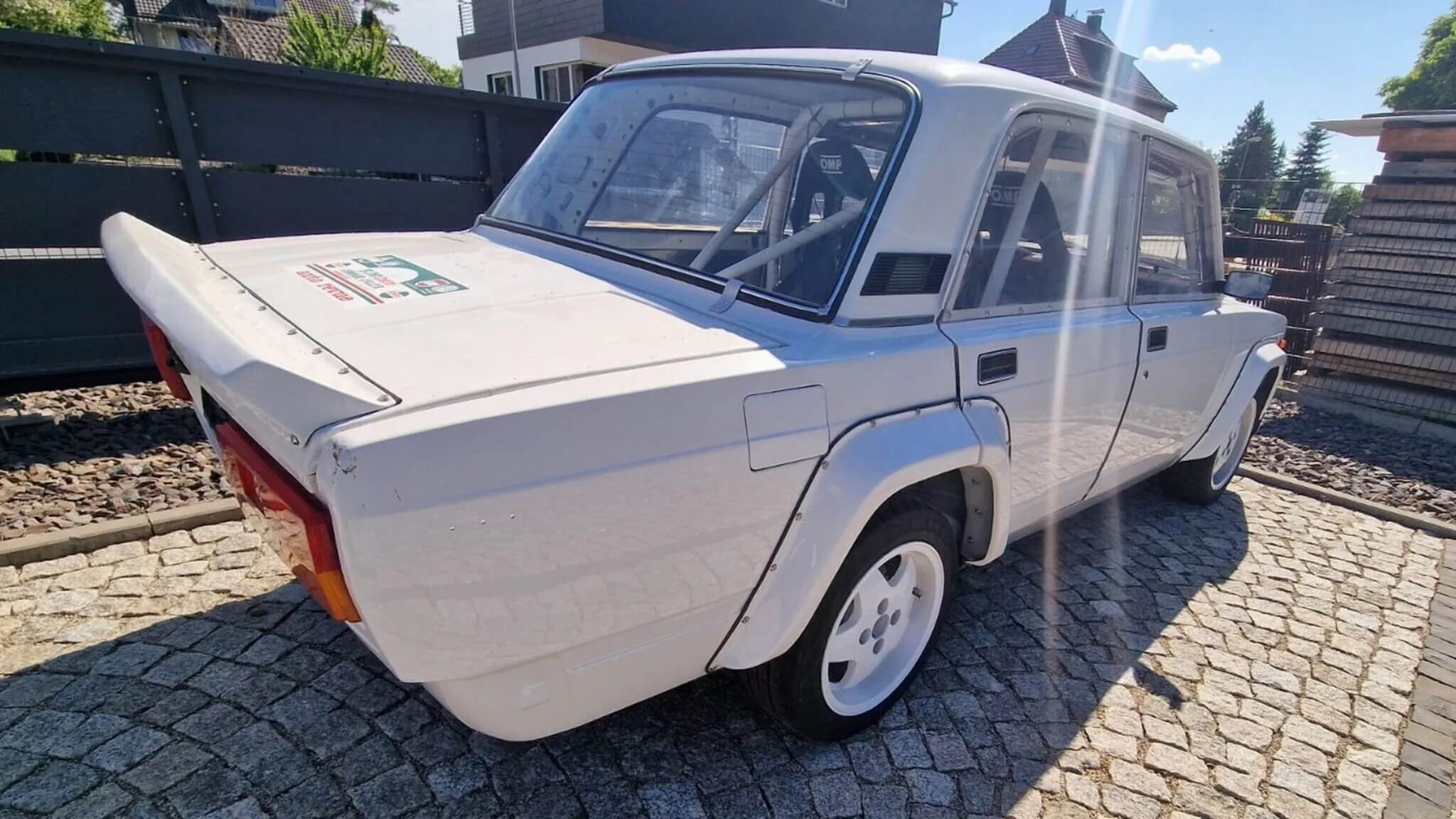 Lada 2105
