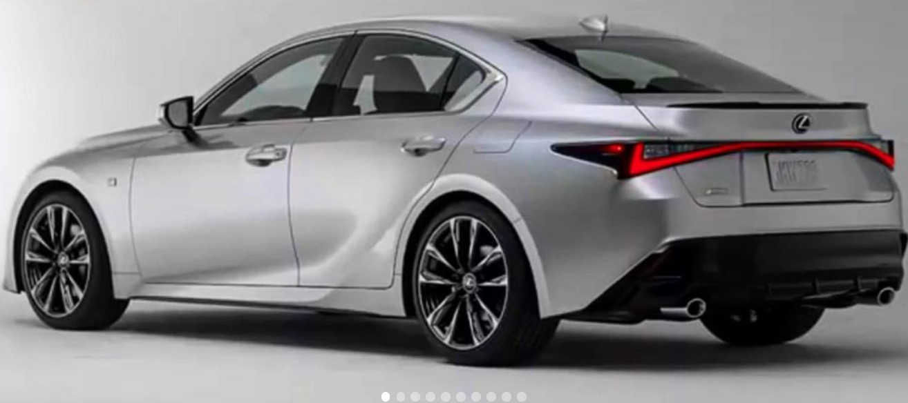 LEXUS IS leak