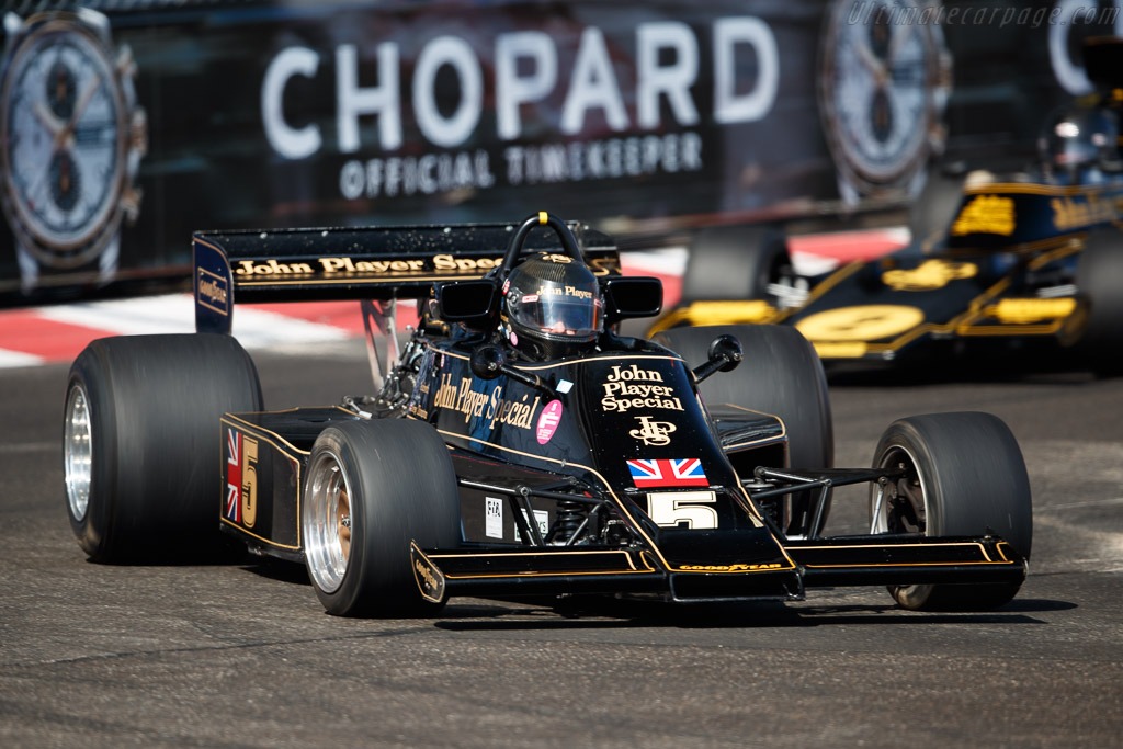 Lotus Cosworth 77