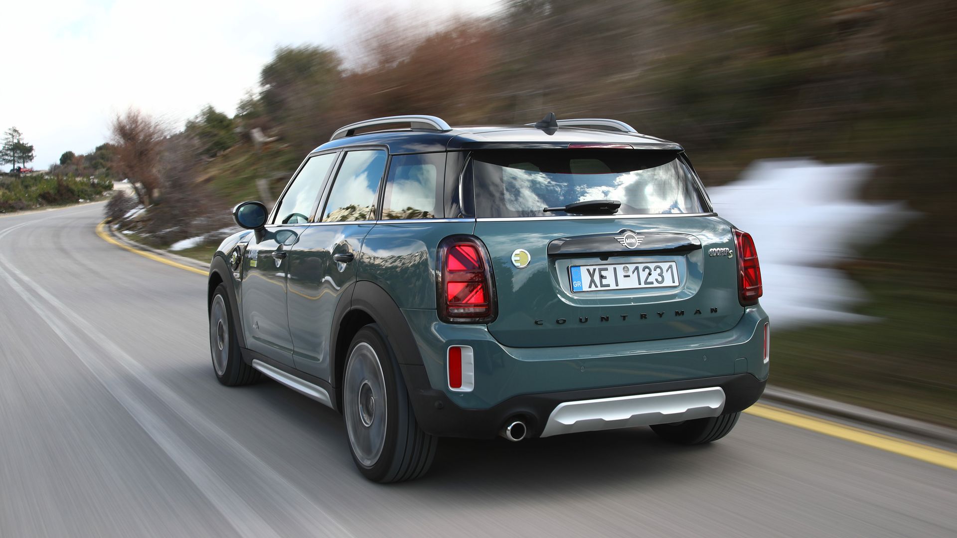 MINI Countryman SE ALL4 2021 drive_gr 2