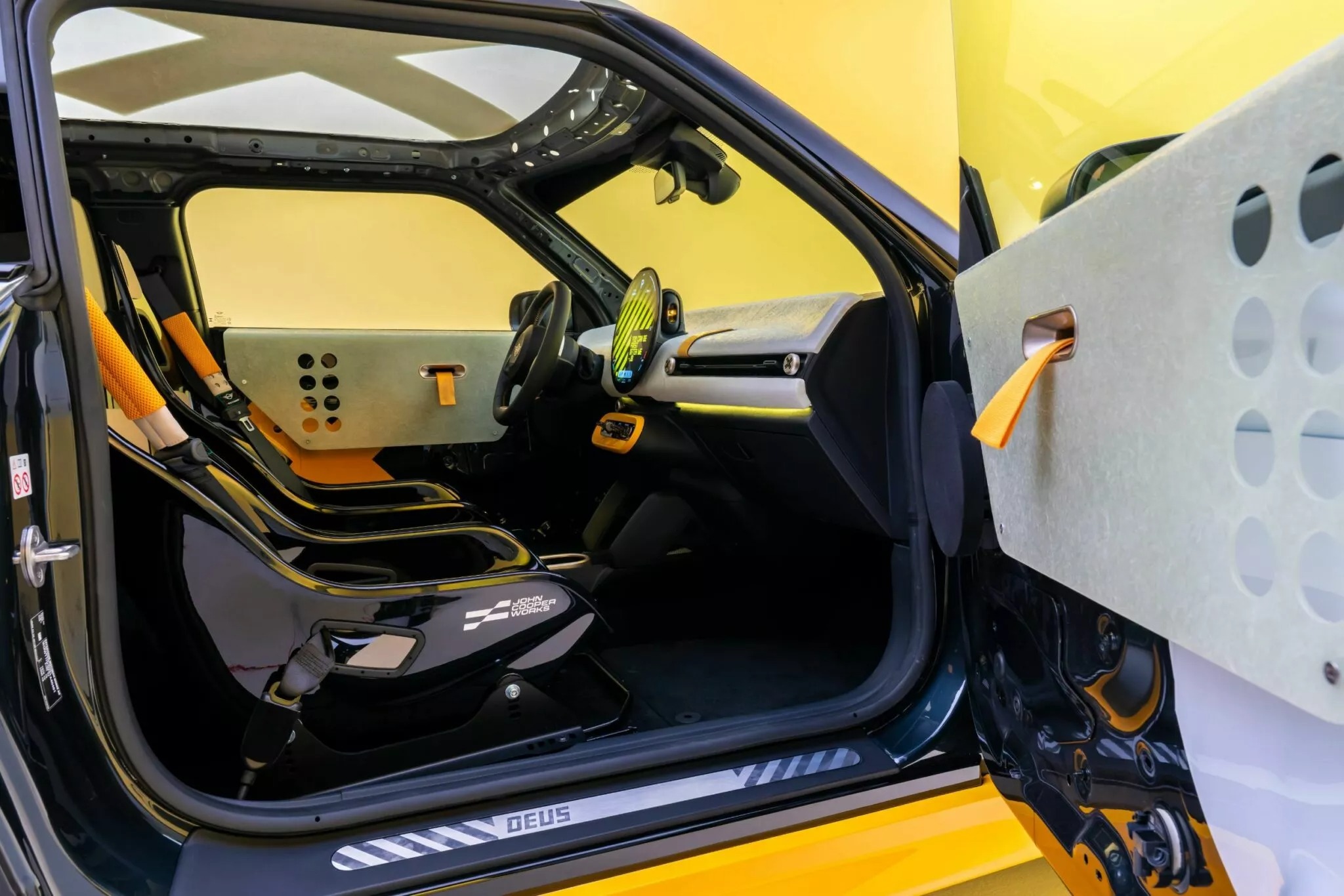 MINI JCW Deus