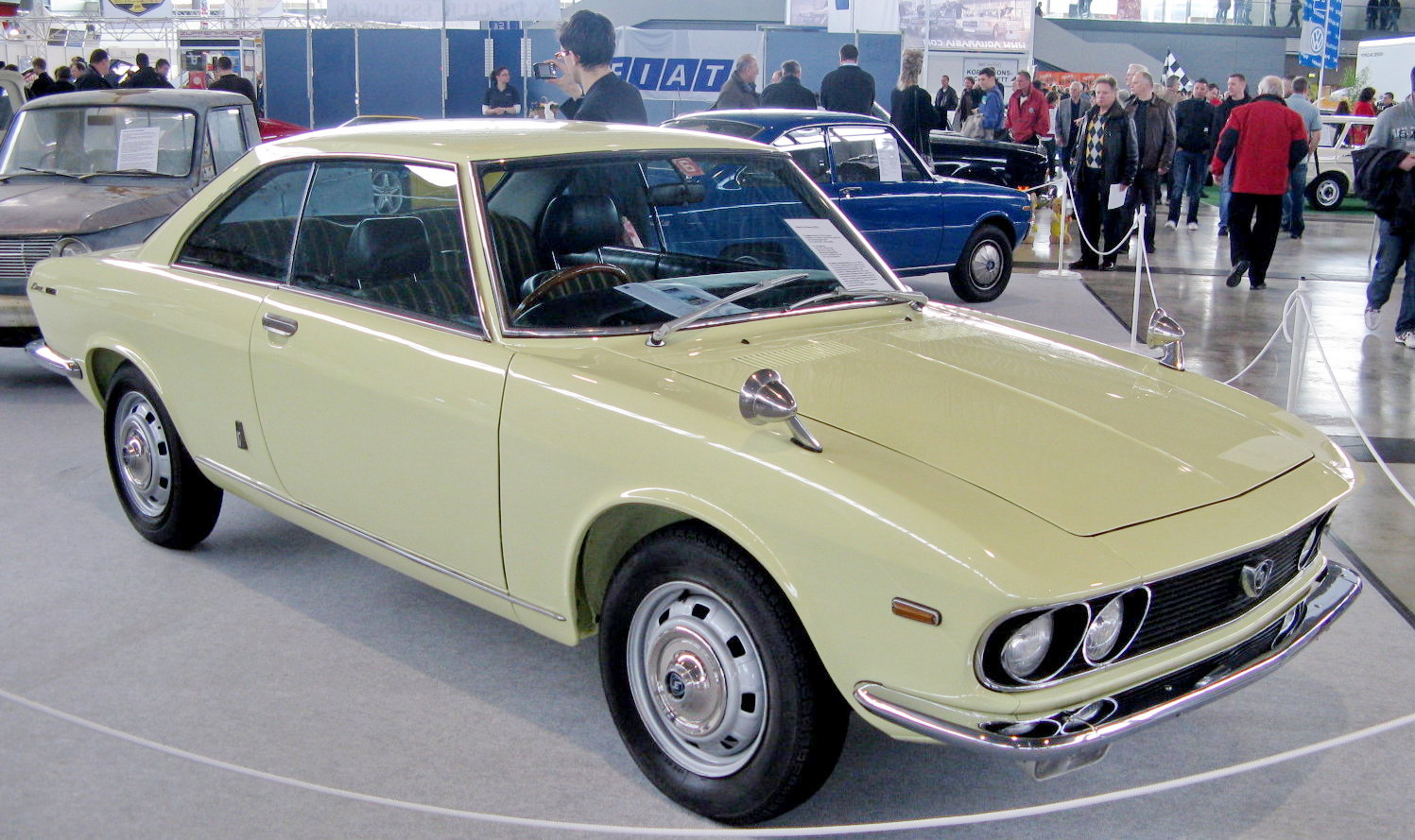 Mazda R130 Luce