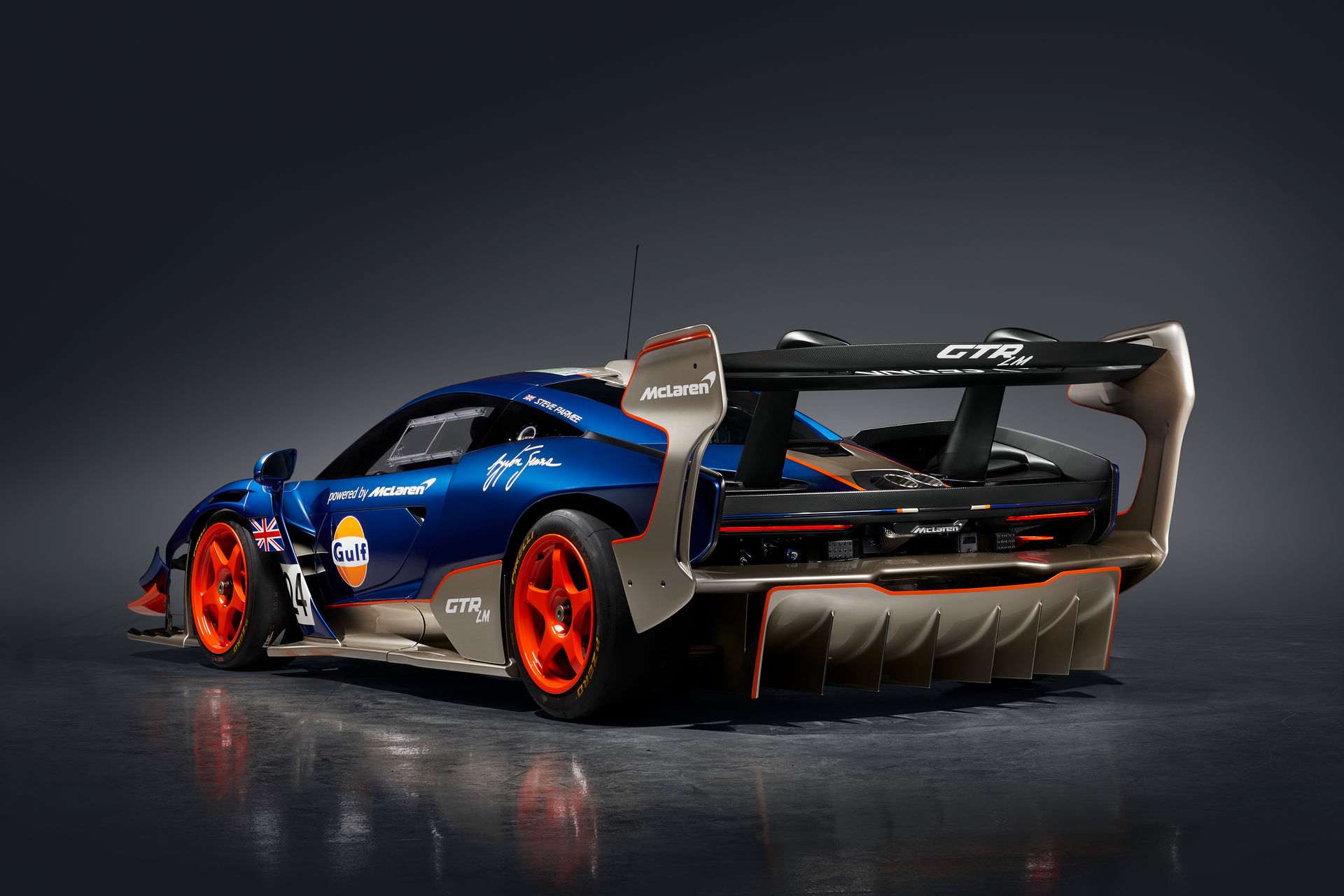 McLaren Senna GTR LM 825-2