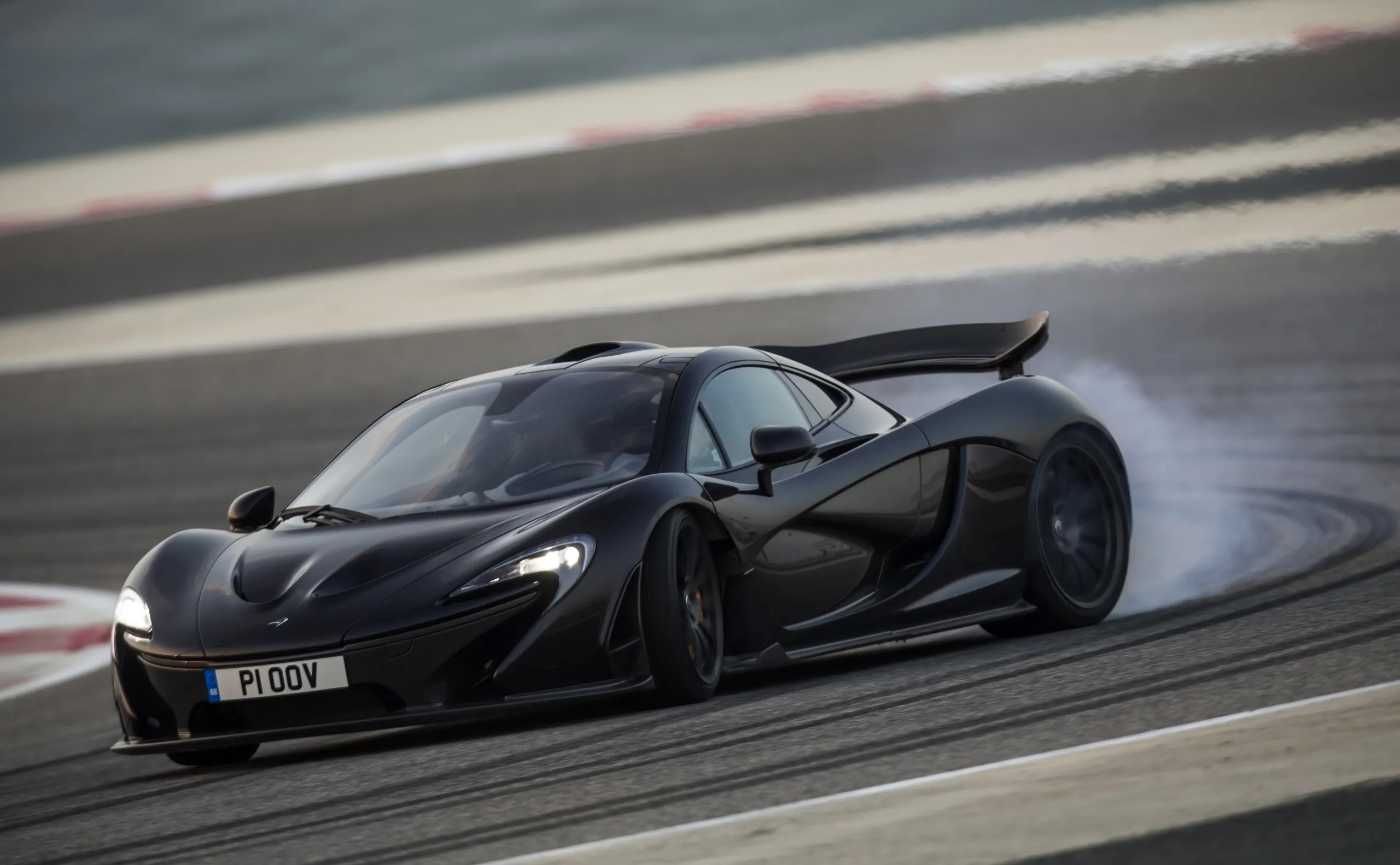 McLaren P1