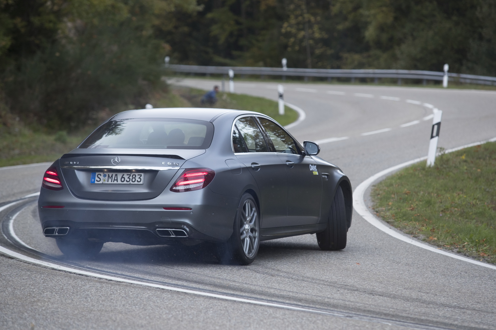 AMG GT R VS E 63 S 4MATIC