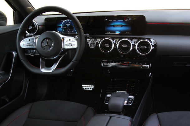 Mercedes A 200 interior