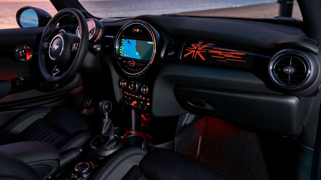 MINI 2018 Interior