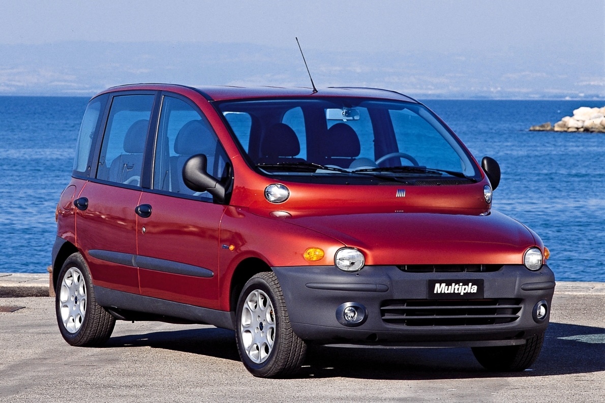 10 αυτοκίνητα, 10 μαύρα πρόβατα, FIAT Multipla 