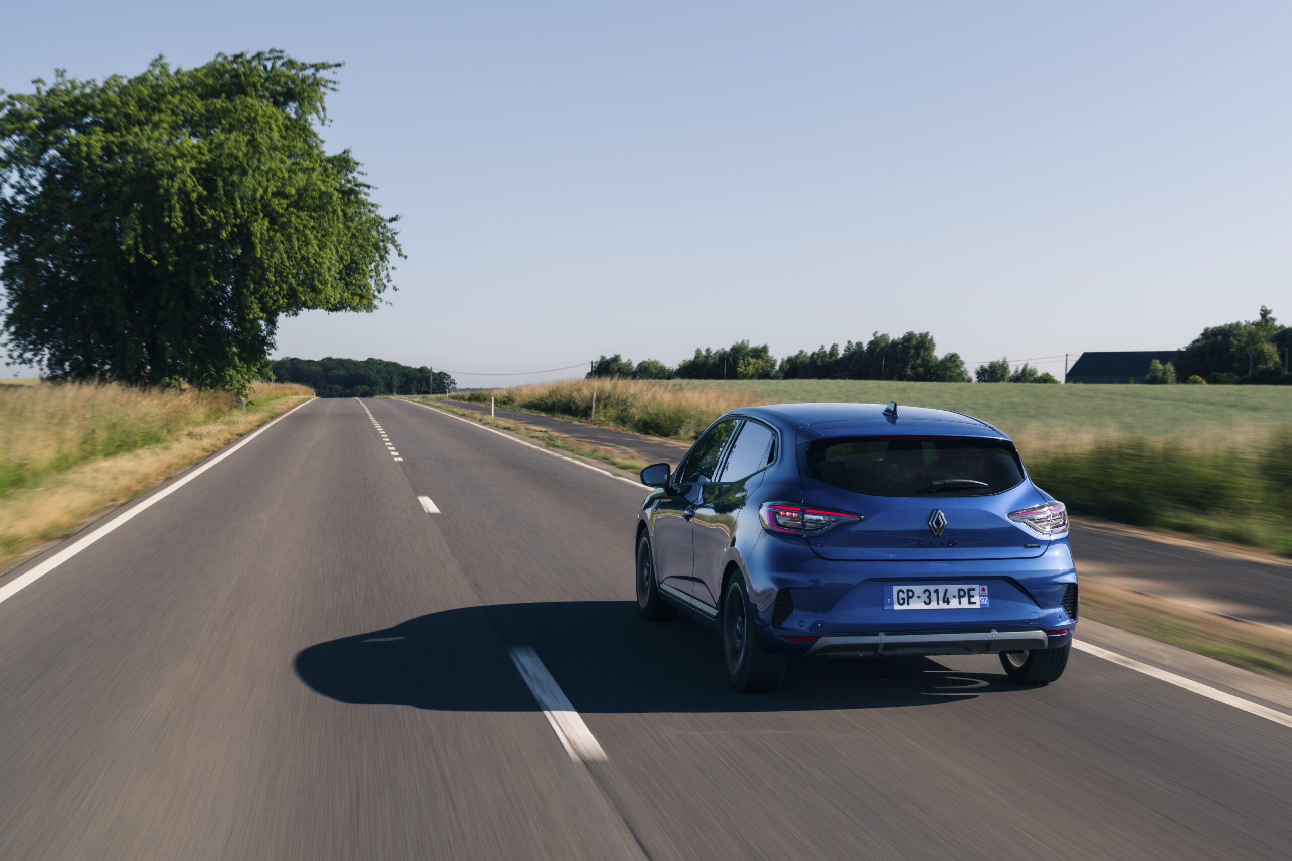 2023 Renault Clio E-Tech