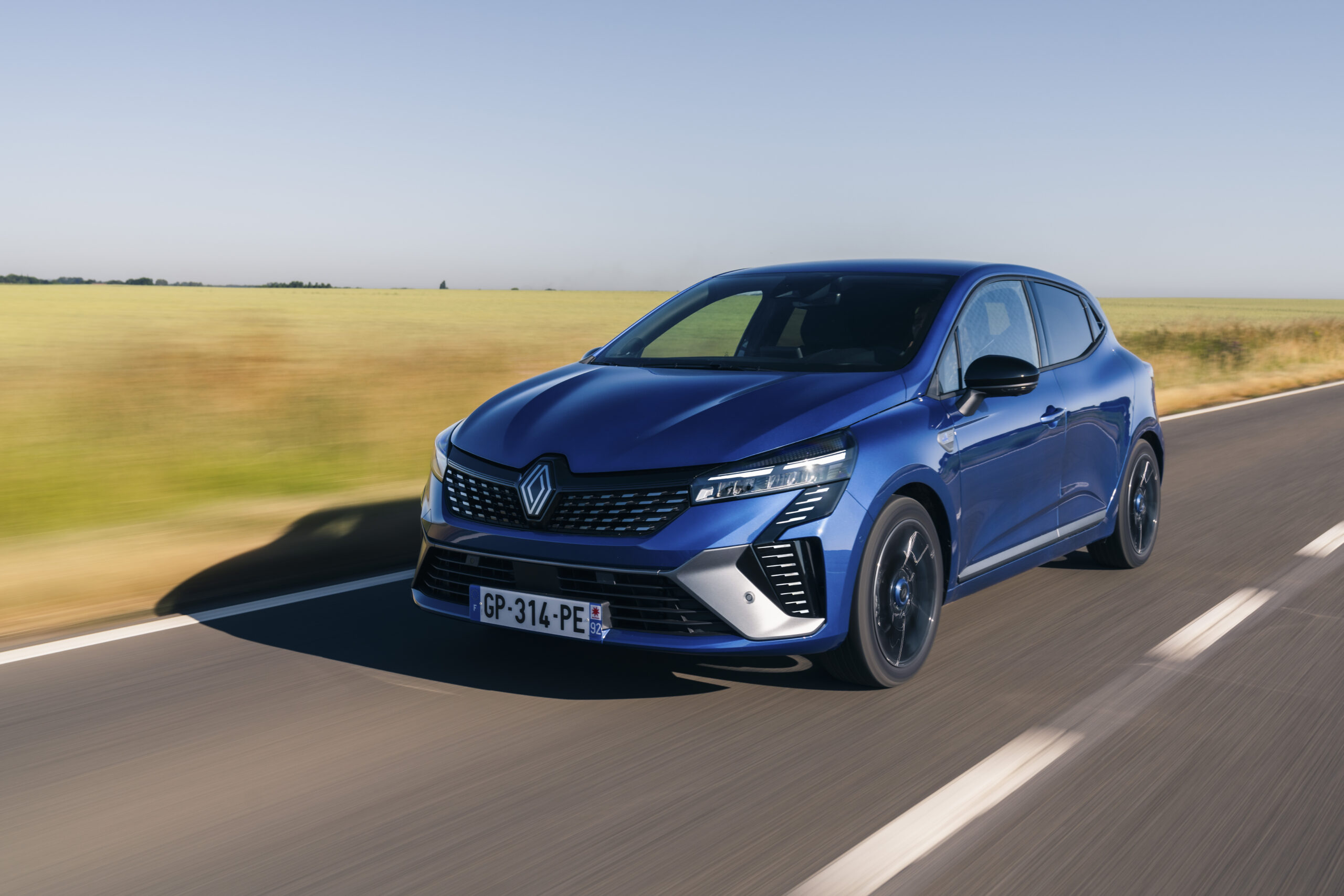 2023 Renault Clio E-Tech