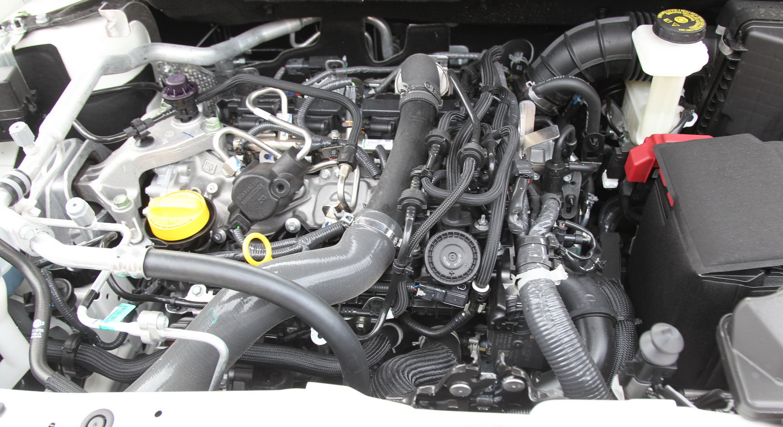 Nissan Qashqai 1.3 DIG-T 140_Engine