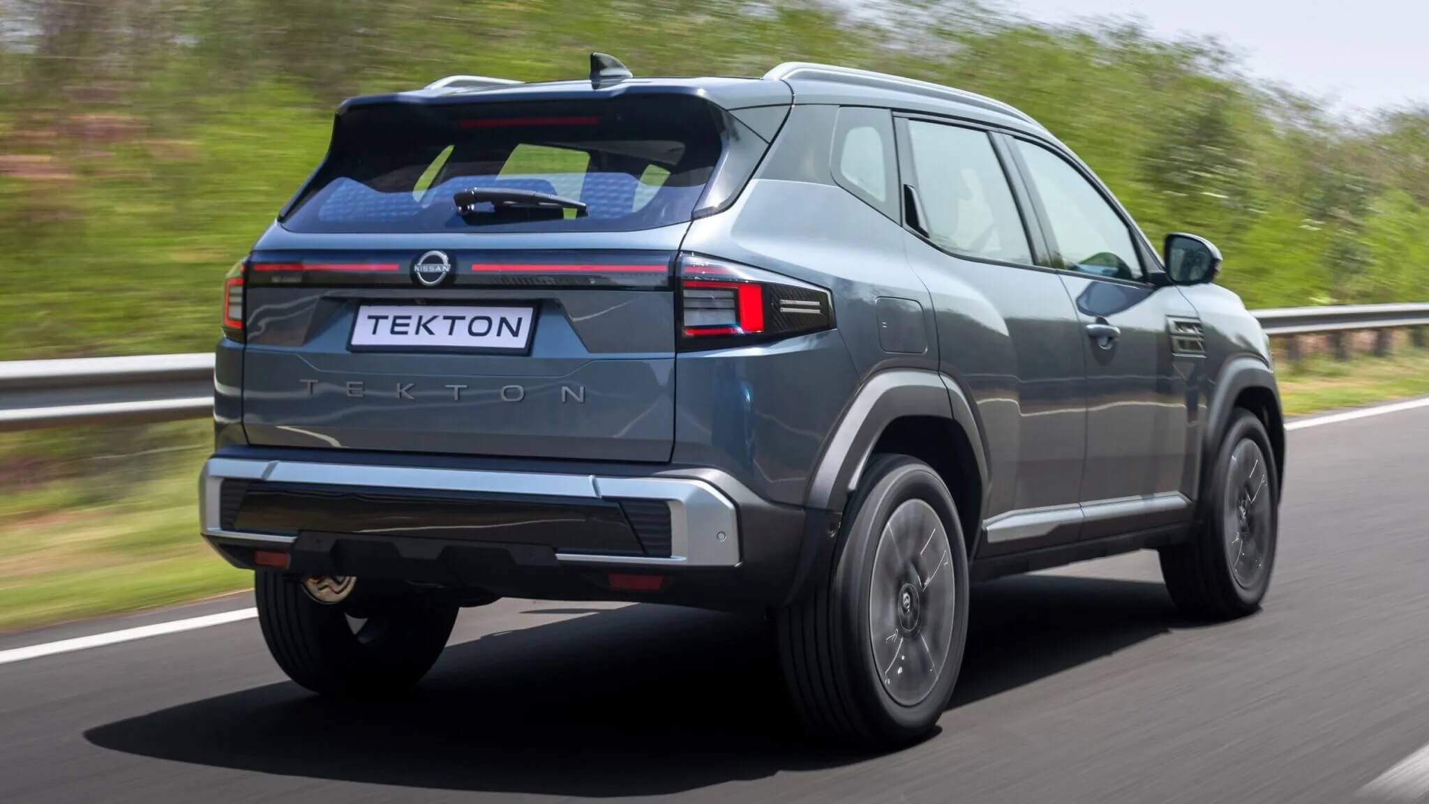 Nissan Tekton