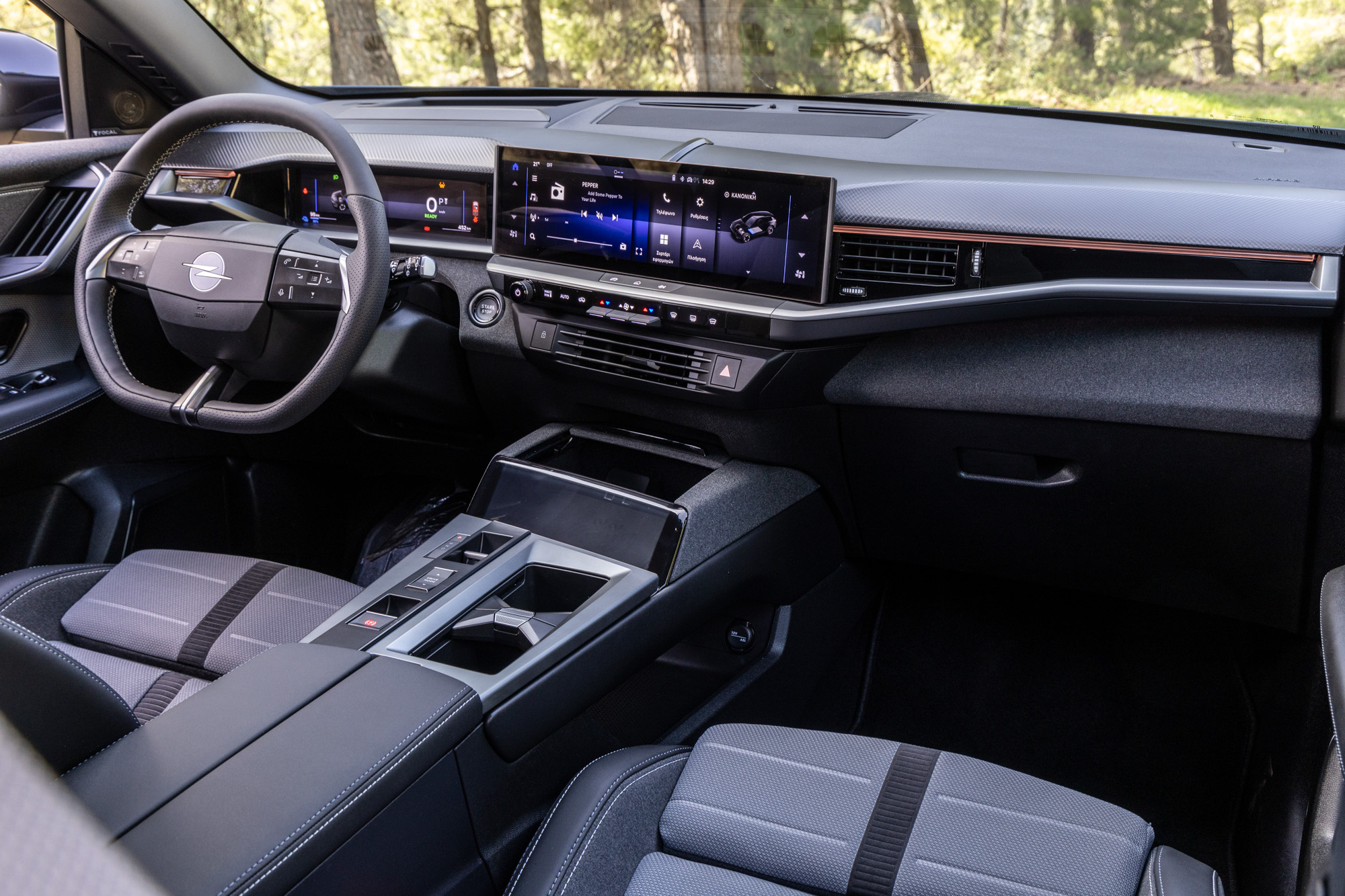 Opel Grandland Electric / DRIVE Media Group/Θανάσης Κουτσογιάννης