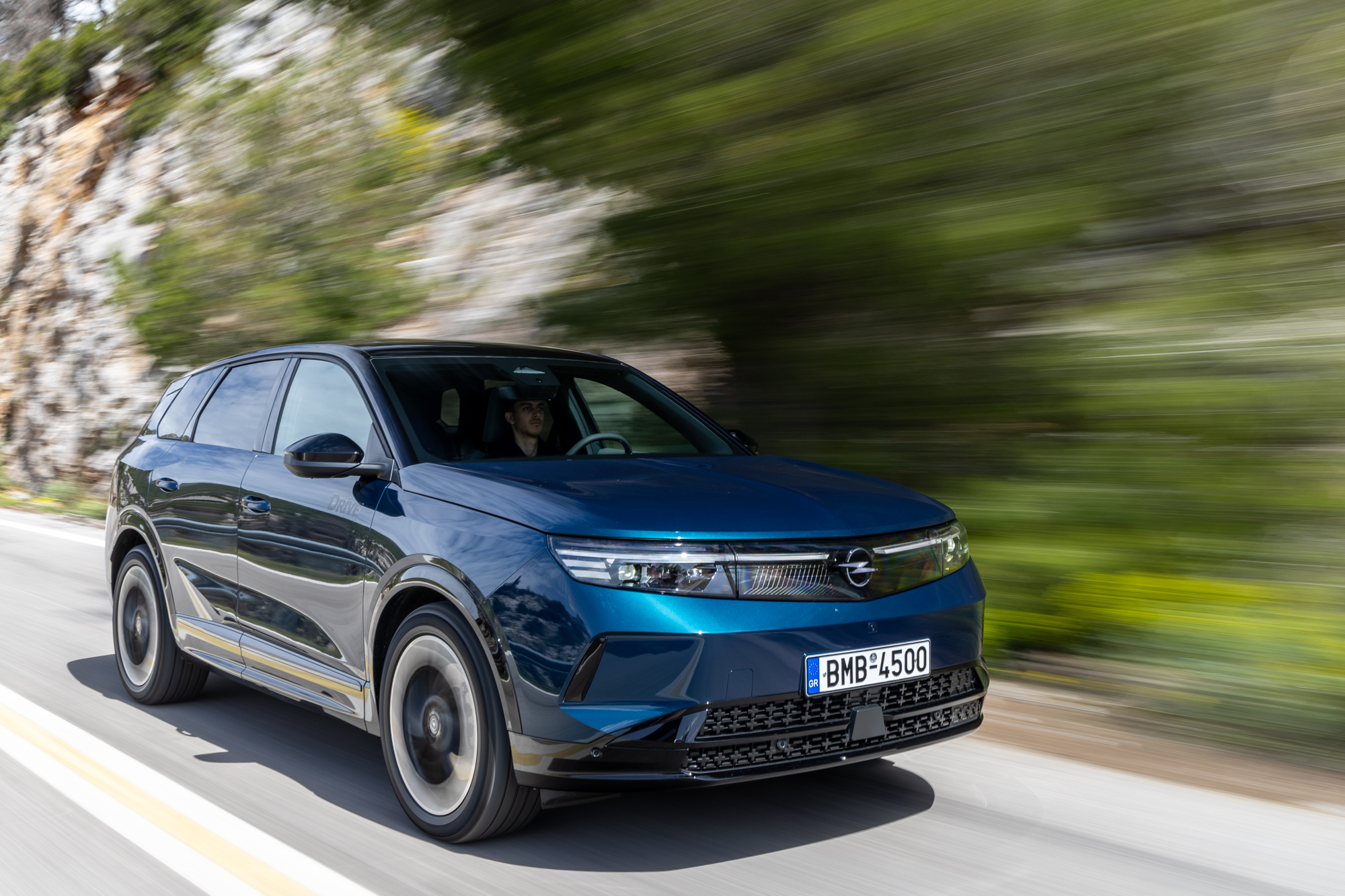 Opel Grandland Electric / DRIVE Media Group/Θανάσης Κουτσογιάννης