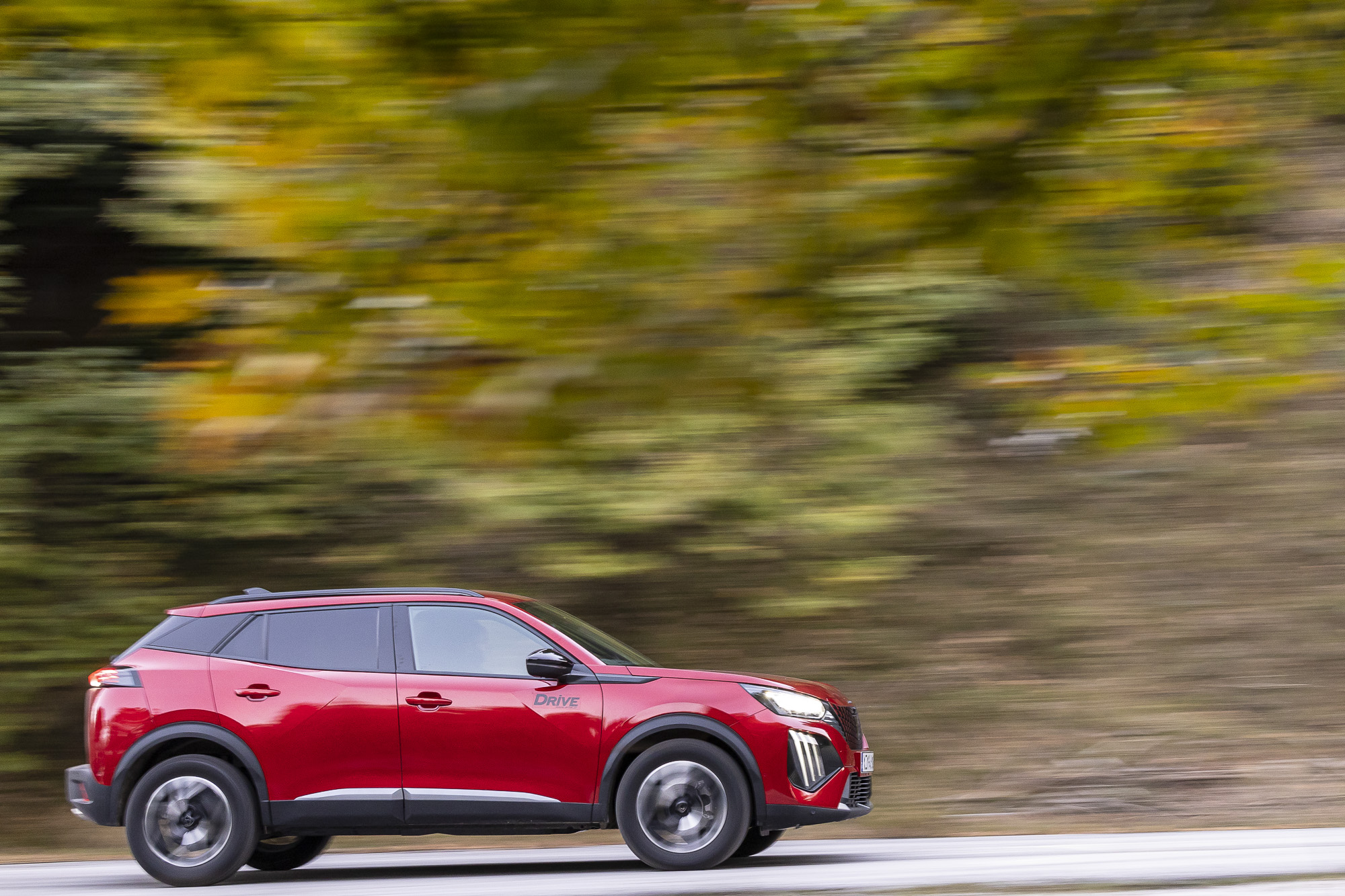 Test drive Peugeot 2008 1.5 BlueHDi 130PS EAT8, Photo Credit DRIVE Media Group/Thanassis Koutsogiannis