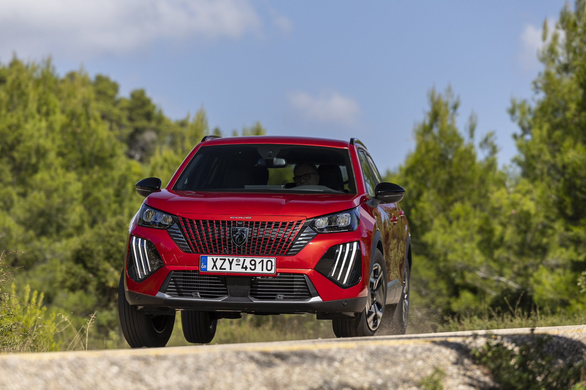 Test drive Peugeot 2008 1.5 BlueHDi 130PS EAT8, Photo Credit DRIVE Media Group/Thanassis Koutsogiannis