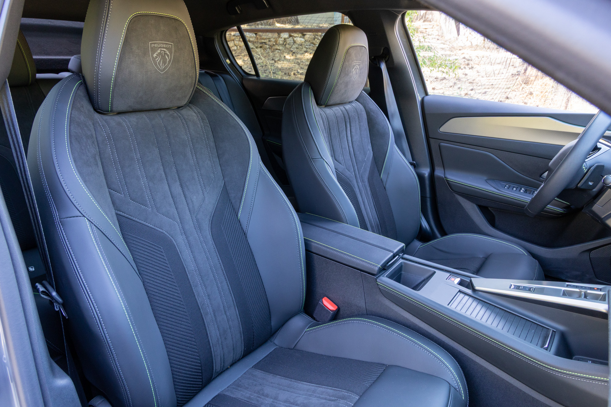  Peugeot 308 Plug-in Hybrid 195 e-DCS7
