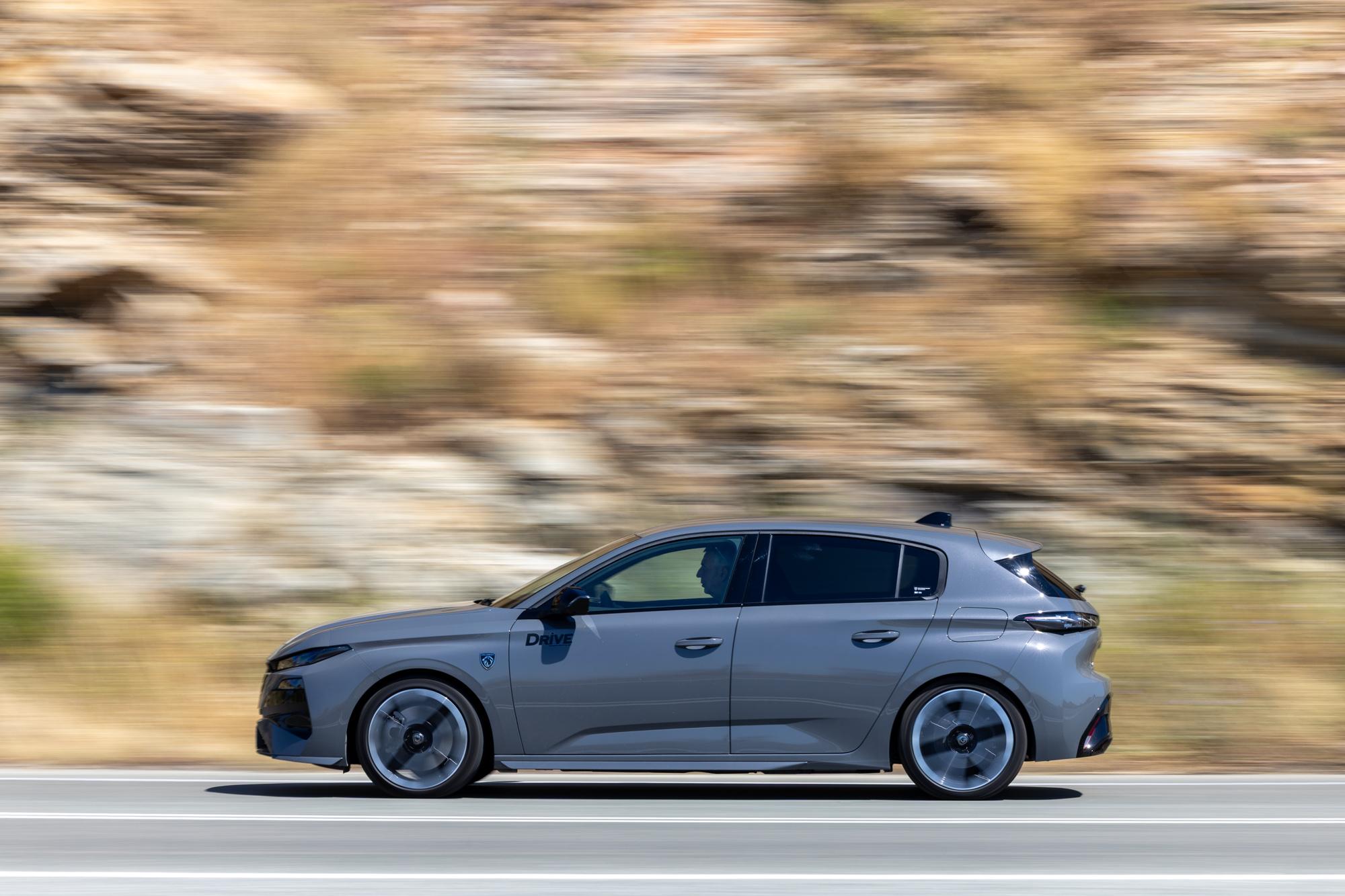 Peugeot 308 Plug-in Hybrid 195 e-DCS7