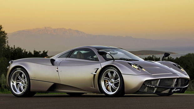 Pagani Huayra 2011