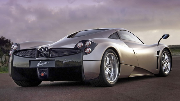 Pagani Huayra 2011