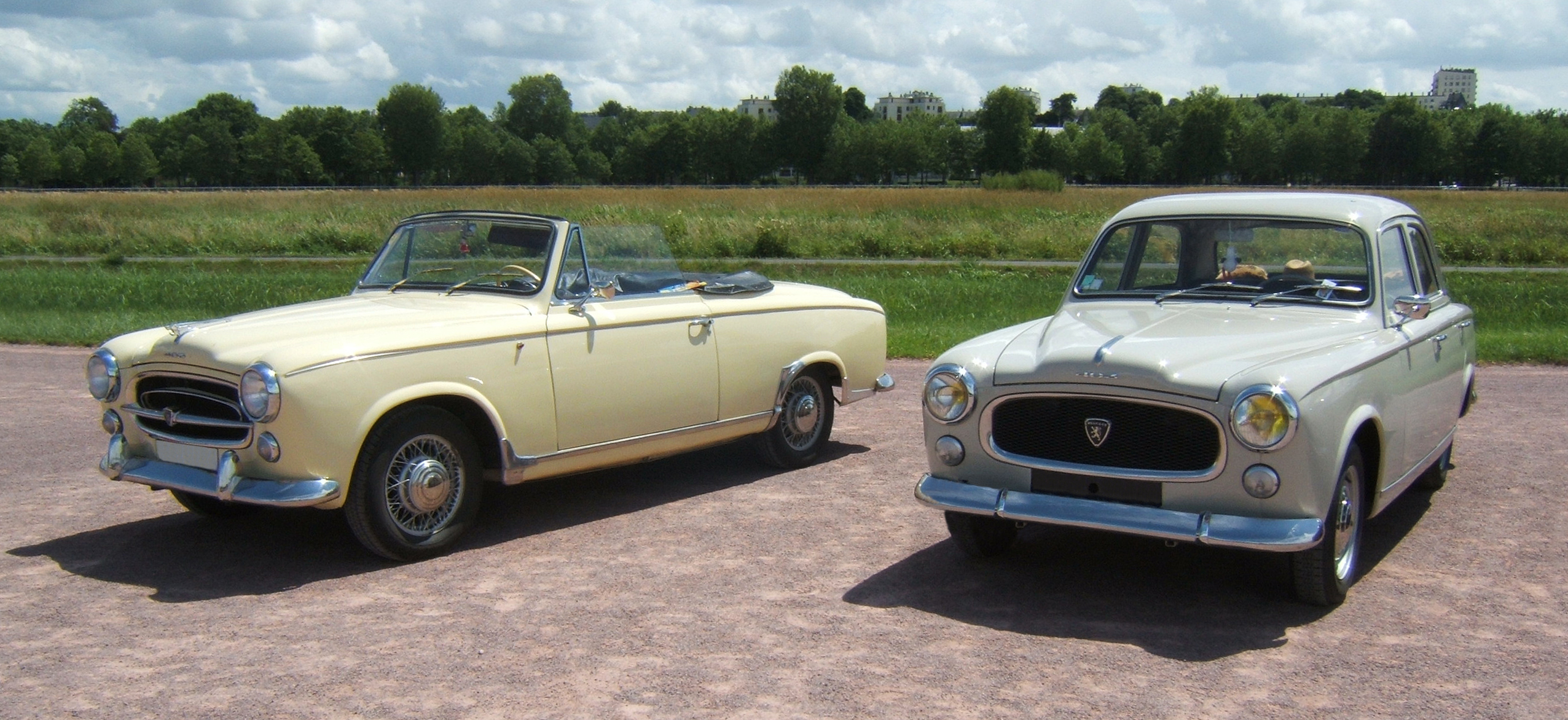 Peugeot 403