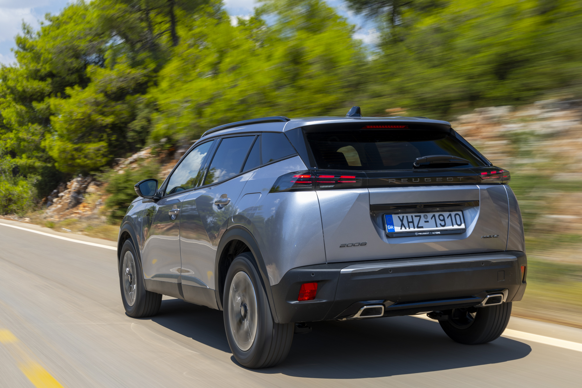 Peugeot 2008 Hybrid 136 e-DCS6