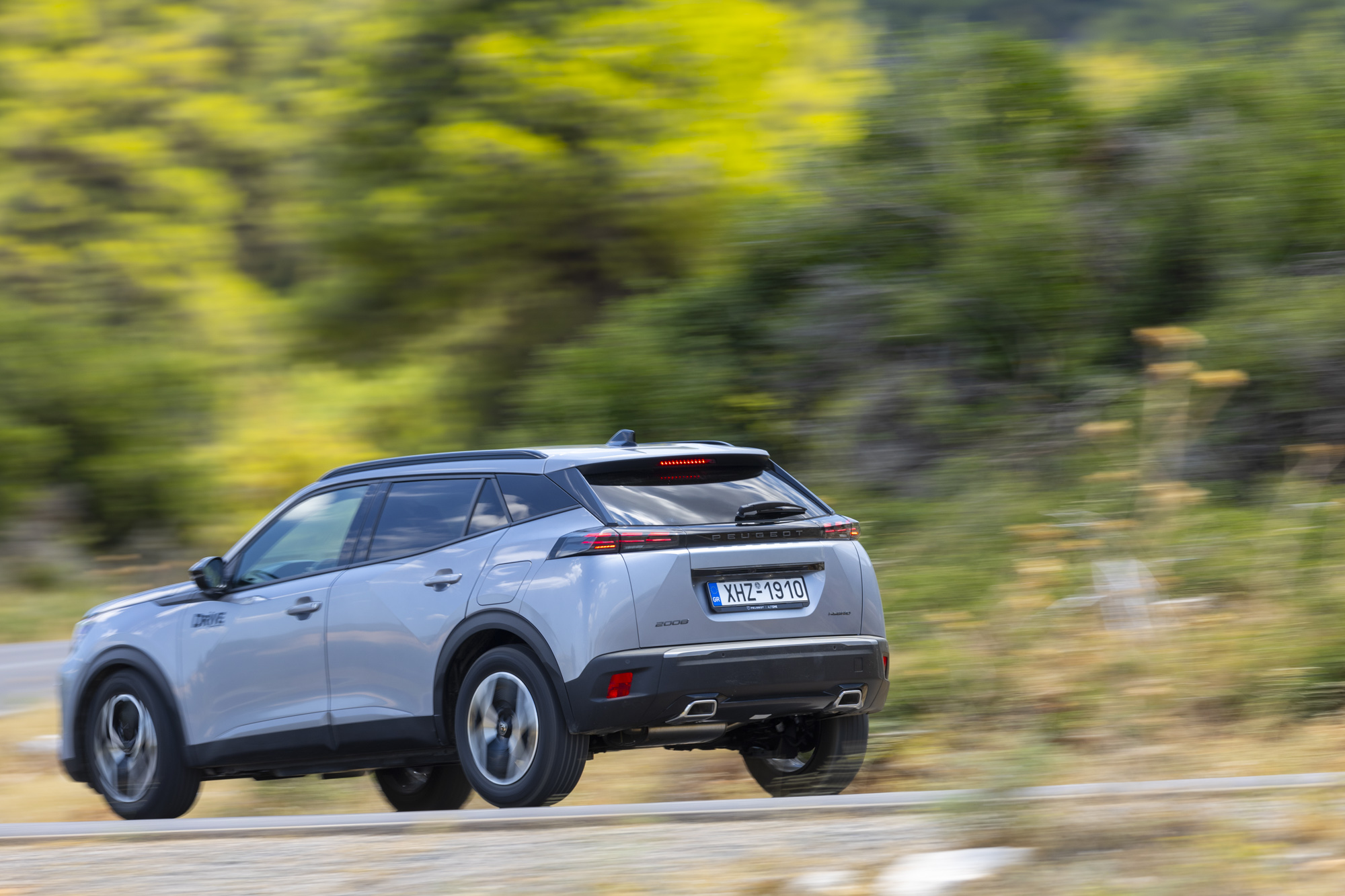 Peugeot 2008 Hybrid 136 e-DCS6