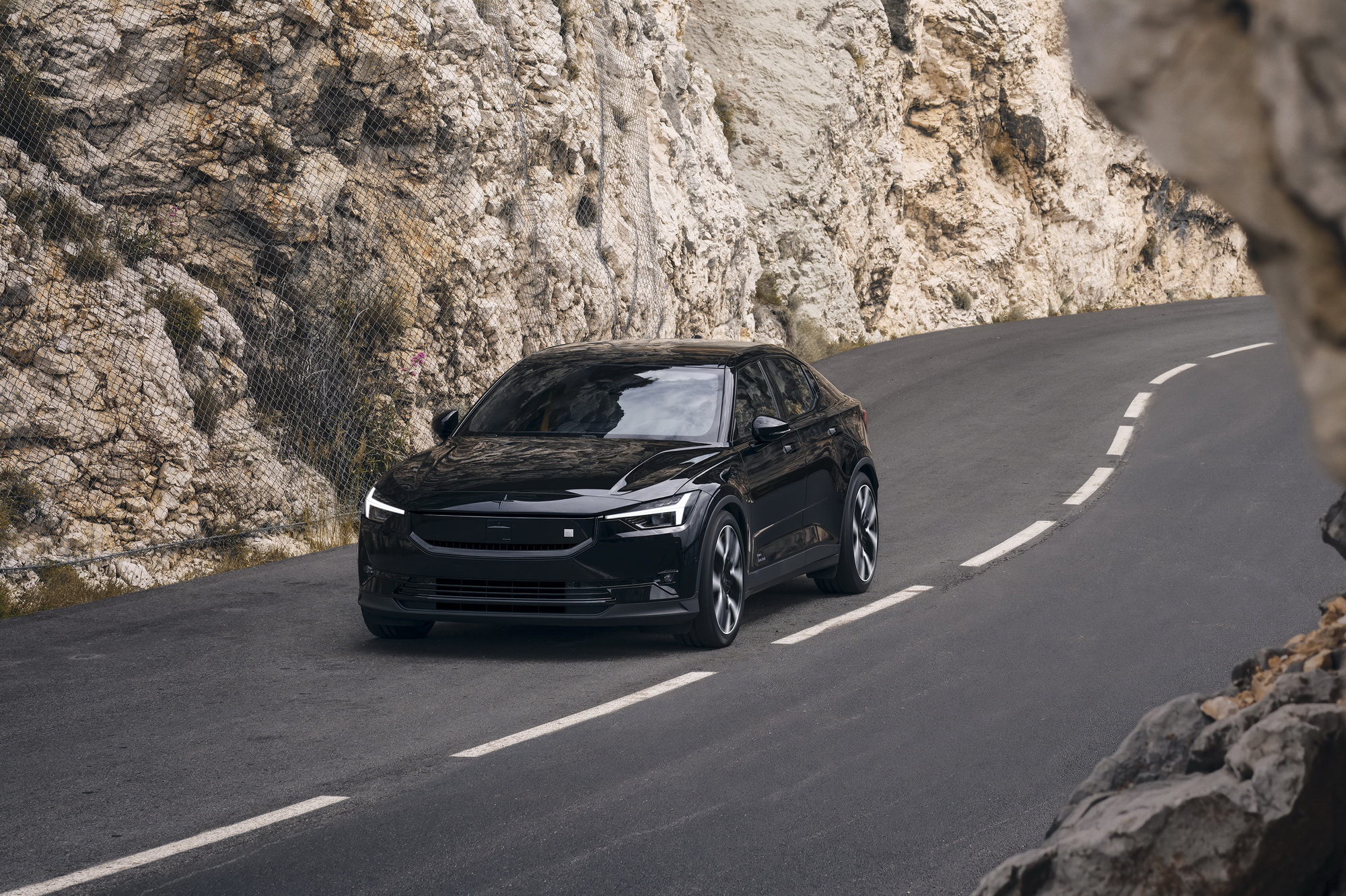 Ανανεωμένο Polestar 2, μέχρι 654 km αυτονομία