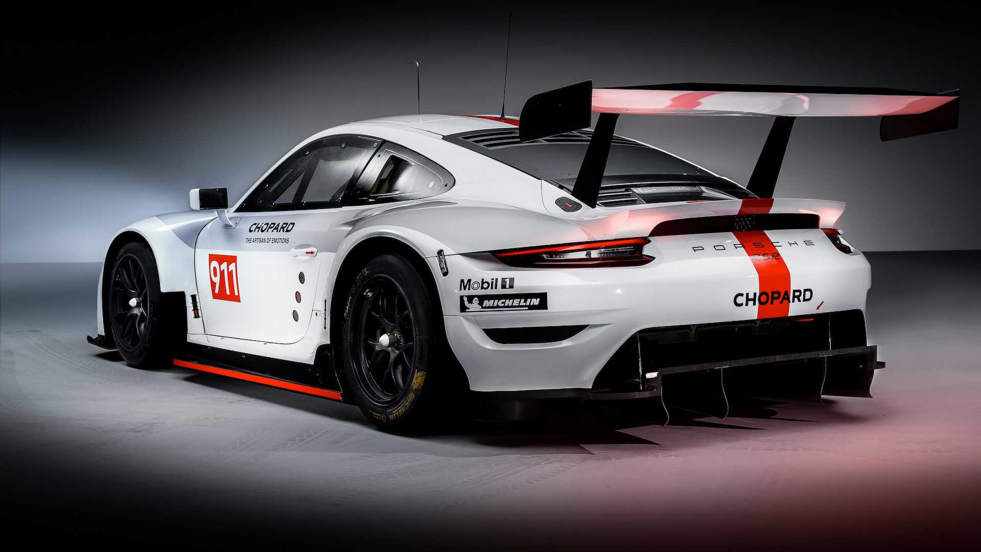 Porsche 911 RSR