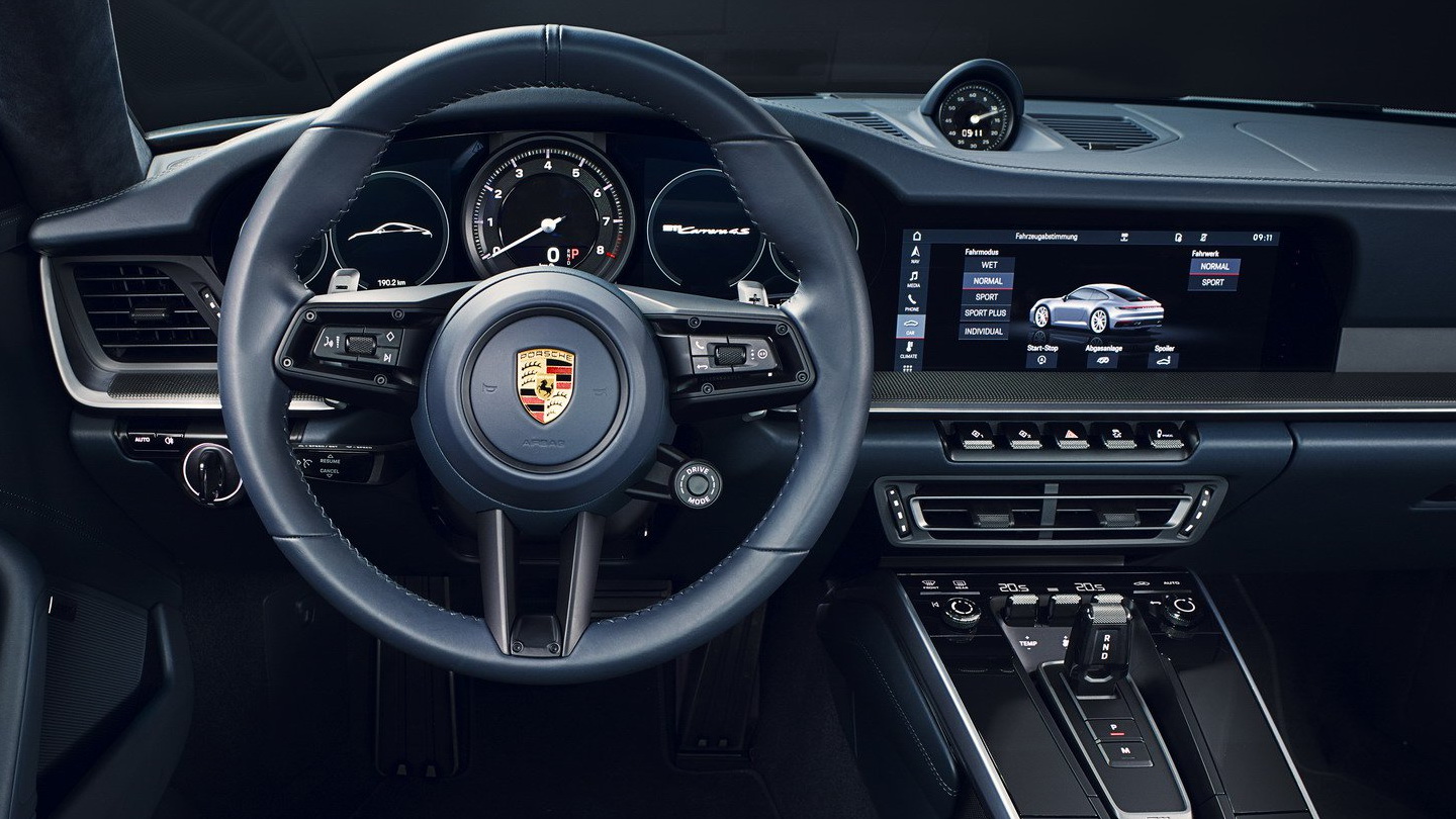Porsche 911 992 interior
